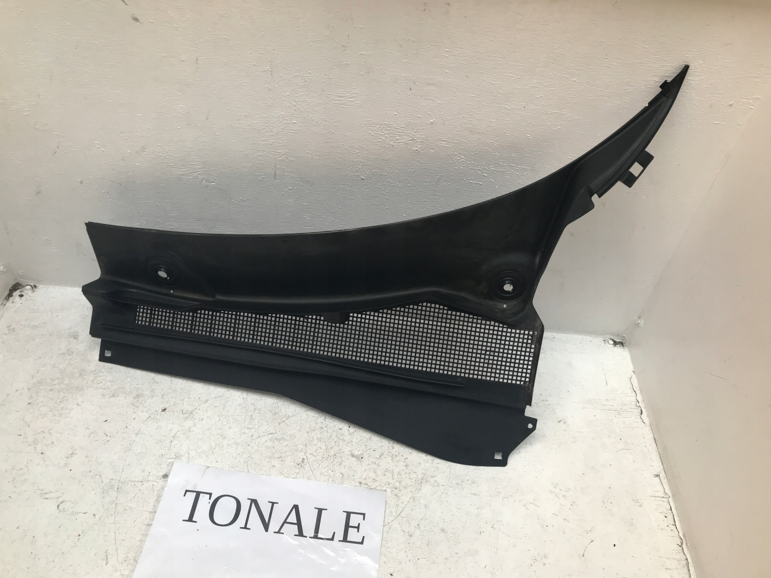 ALFA ROMEO TONALE PODSZYBIE PLASTIKOWE LEWE ORYG EUROPA 156158732 22-24