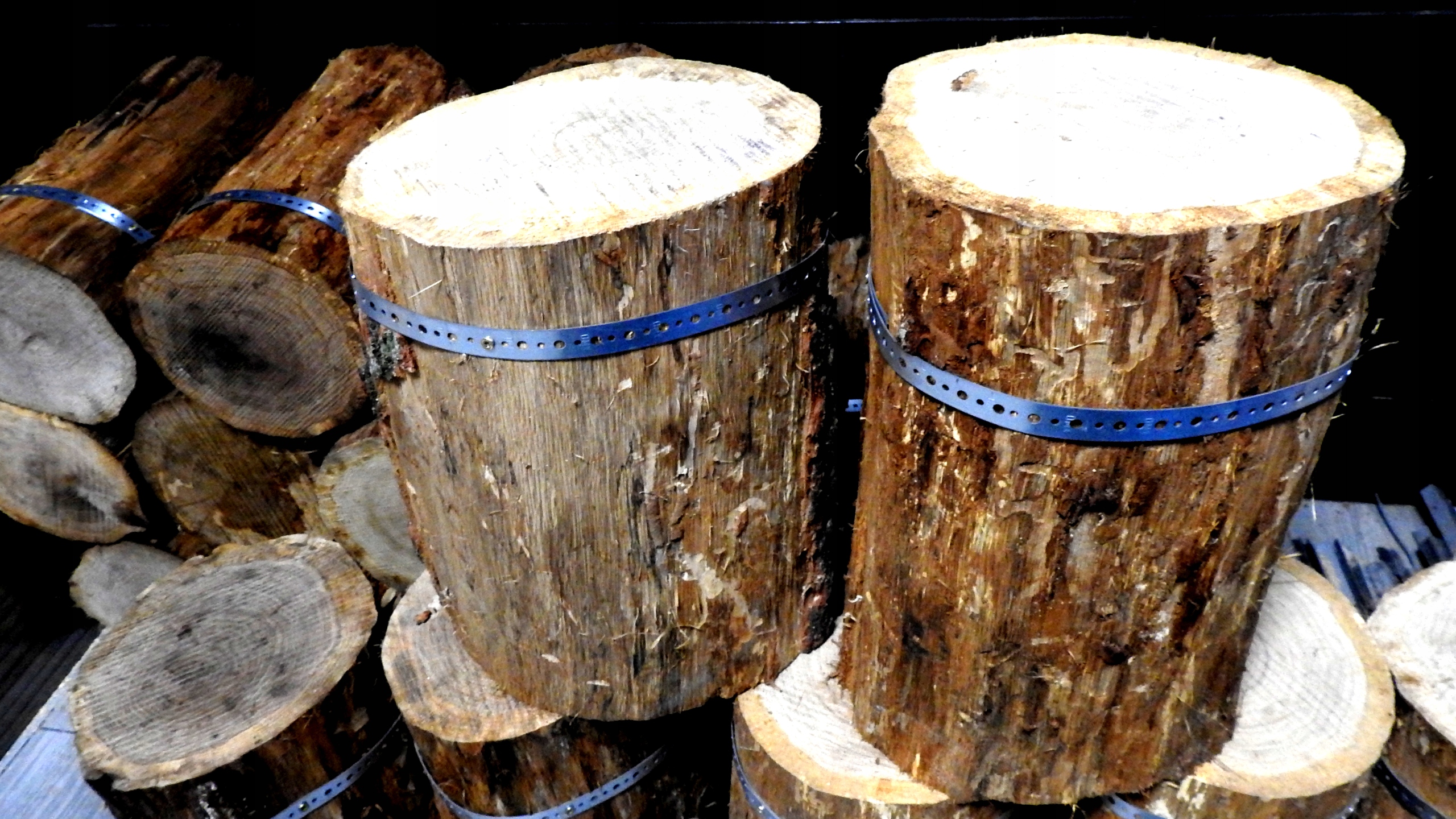 

Pniak, kłódka, pieniek, podstawa do rąbania drewna