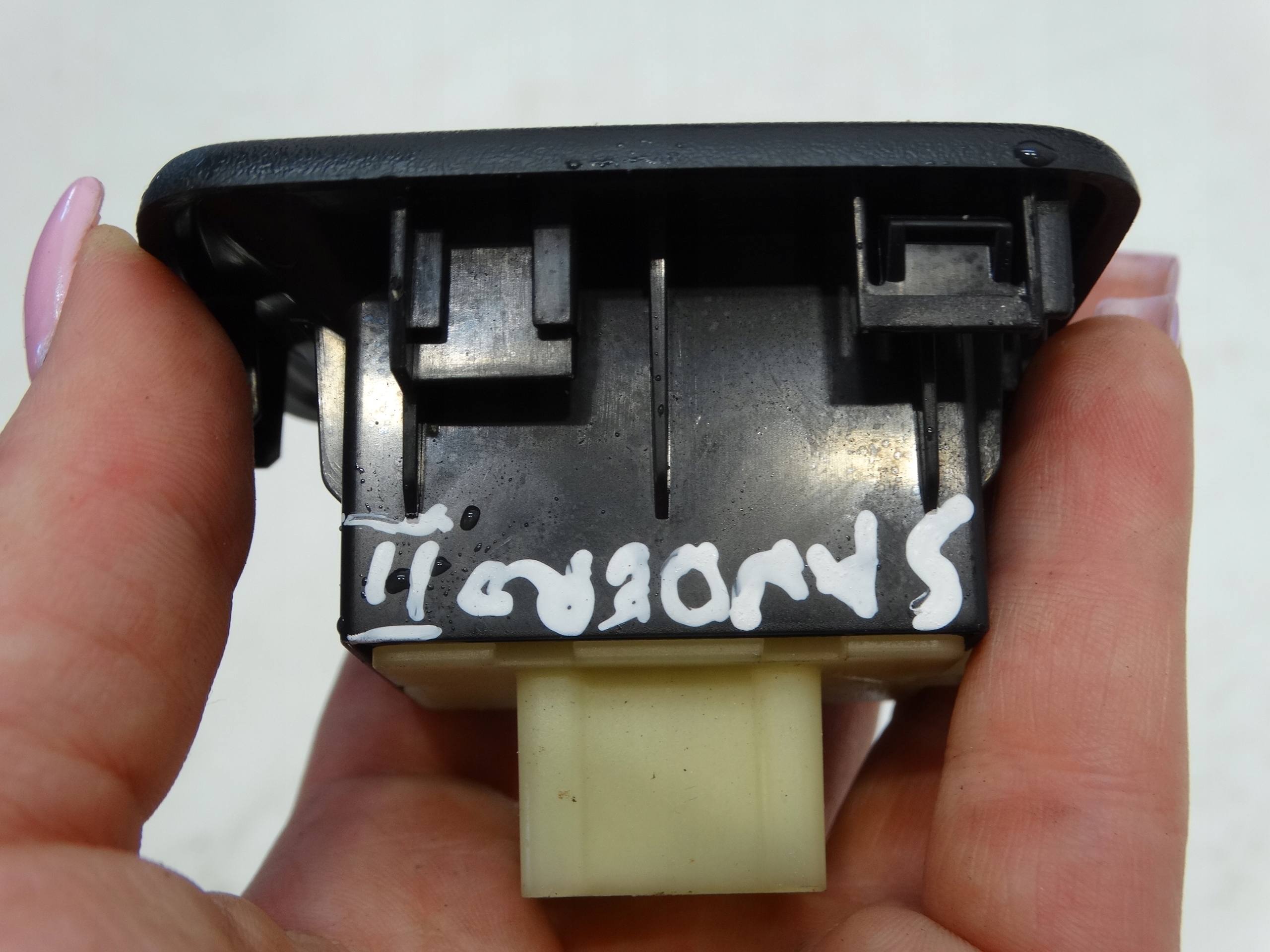 switch windows left rear part DACIA SANDERO II 20R.