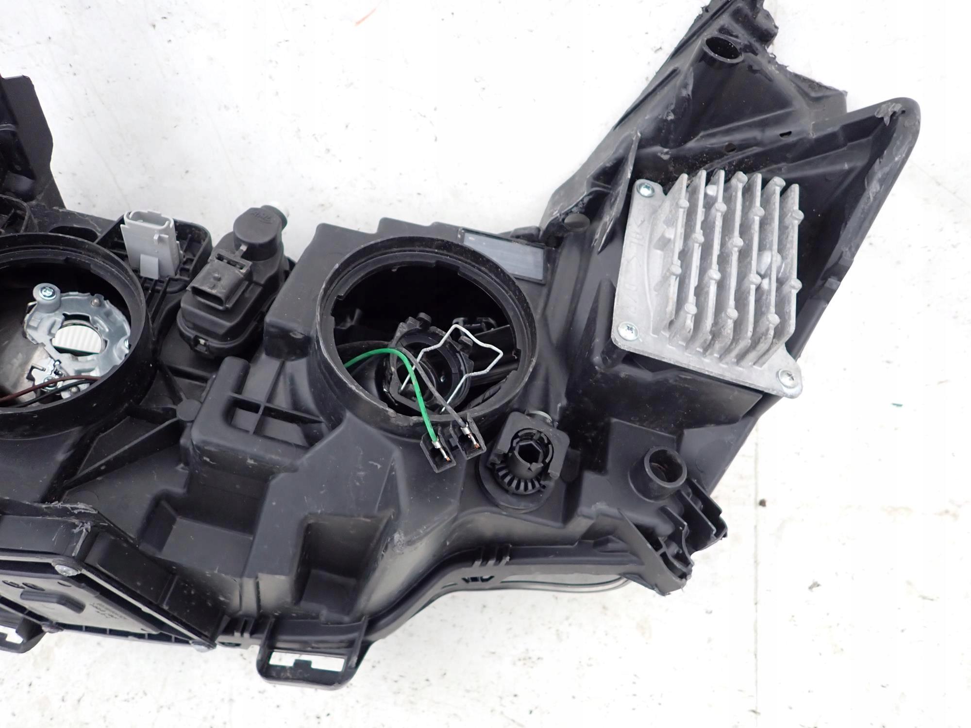 RENAULT TALISMAN 15-22 light front front right