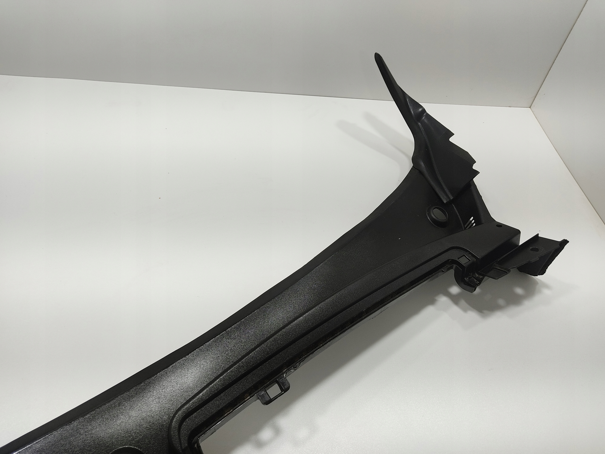 PODSZYBIE GÓRNE PLASTIK RENAULT KANGOO III 668117941R 2014-2020 LIFT EUROPA Jakość części (zgodnie z GVO) O - oryginał z logo producenta pojazdu (OE)