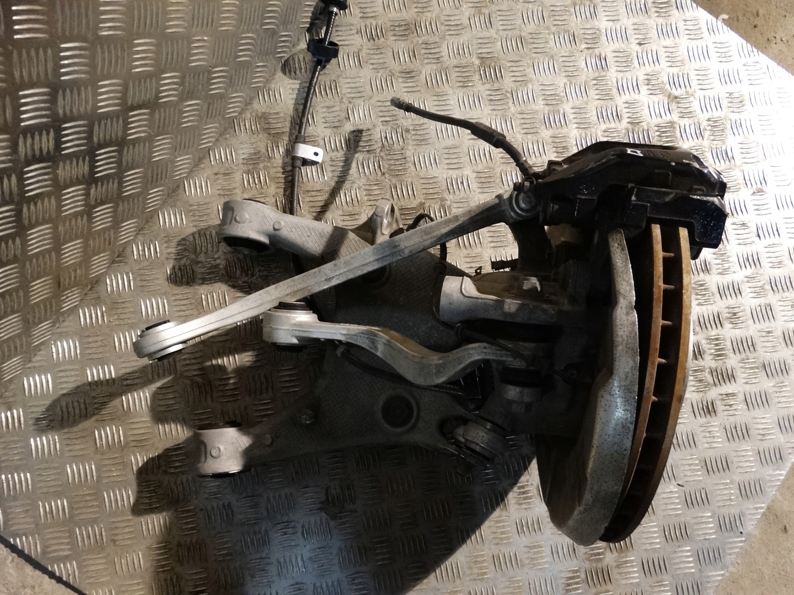 felfüggesztés bal hátsó ROLLS-ROYCE RR4 RR5 RR6 1