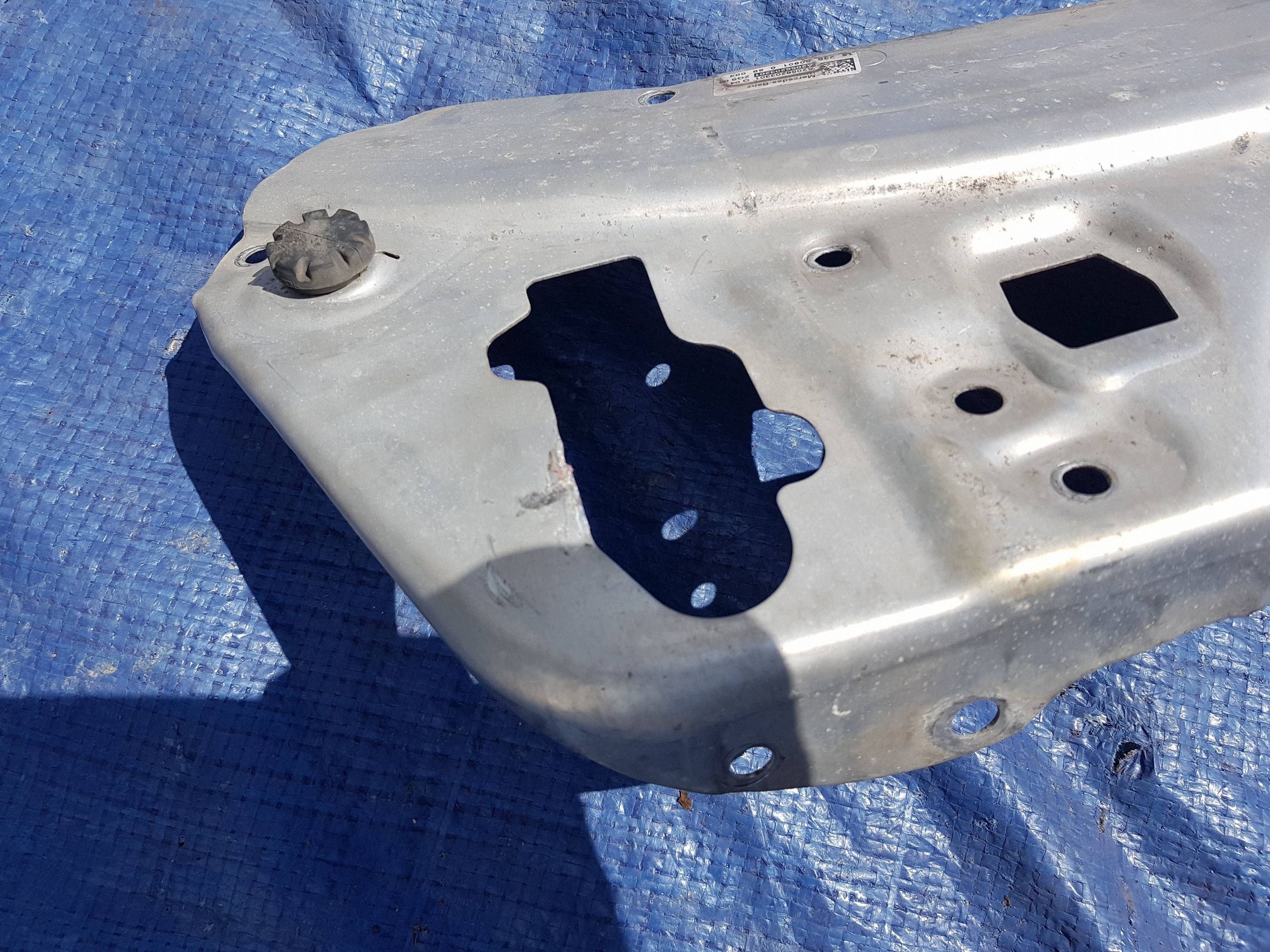 MERCEDES W205 bar, wall front sider upper front