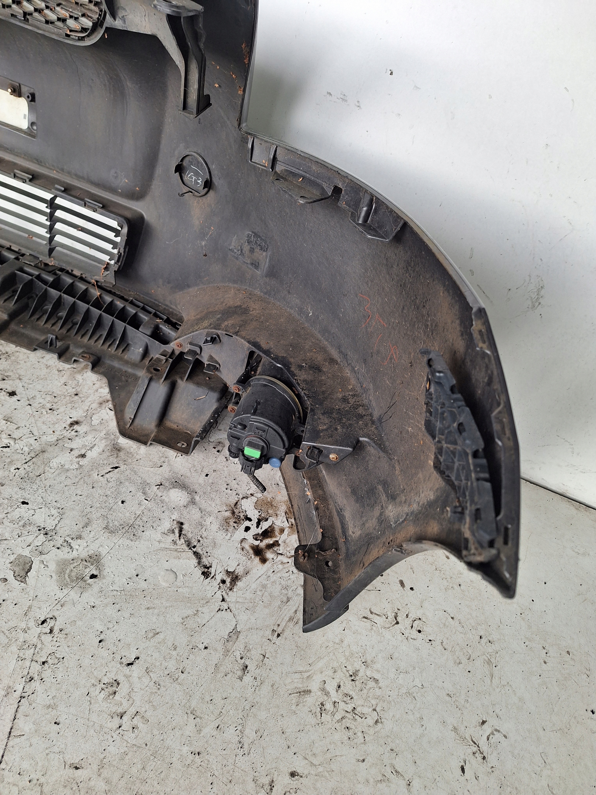 TOYOTA AURIS and 06-09 bumper
