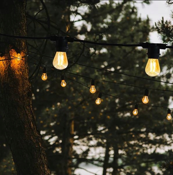 GIRLANDA OGRODOWA ŚWIETLNA 10mb + 10x LED ŻARÓWKI E27 - WODOSZCZELNA IP65 Długość 1200 cm