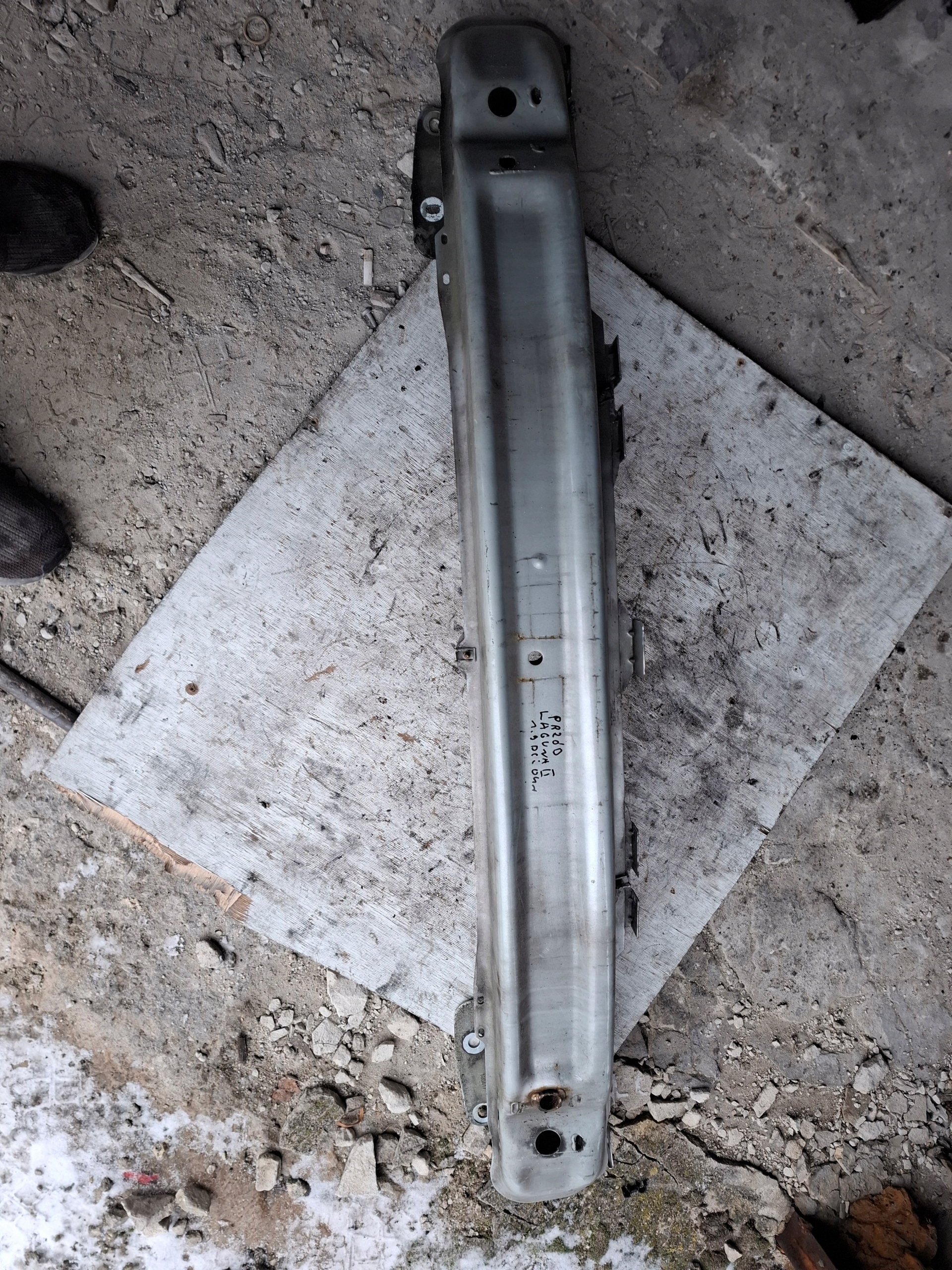 bumper support Renault Laguna 2 II LIFT front pillar 2004-2007r.