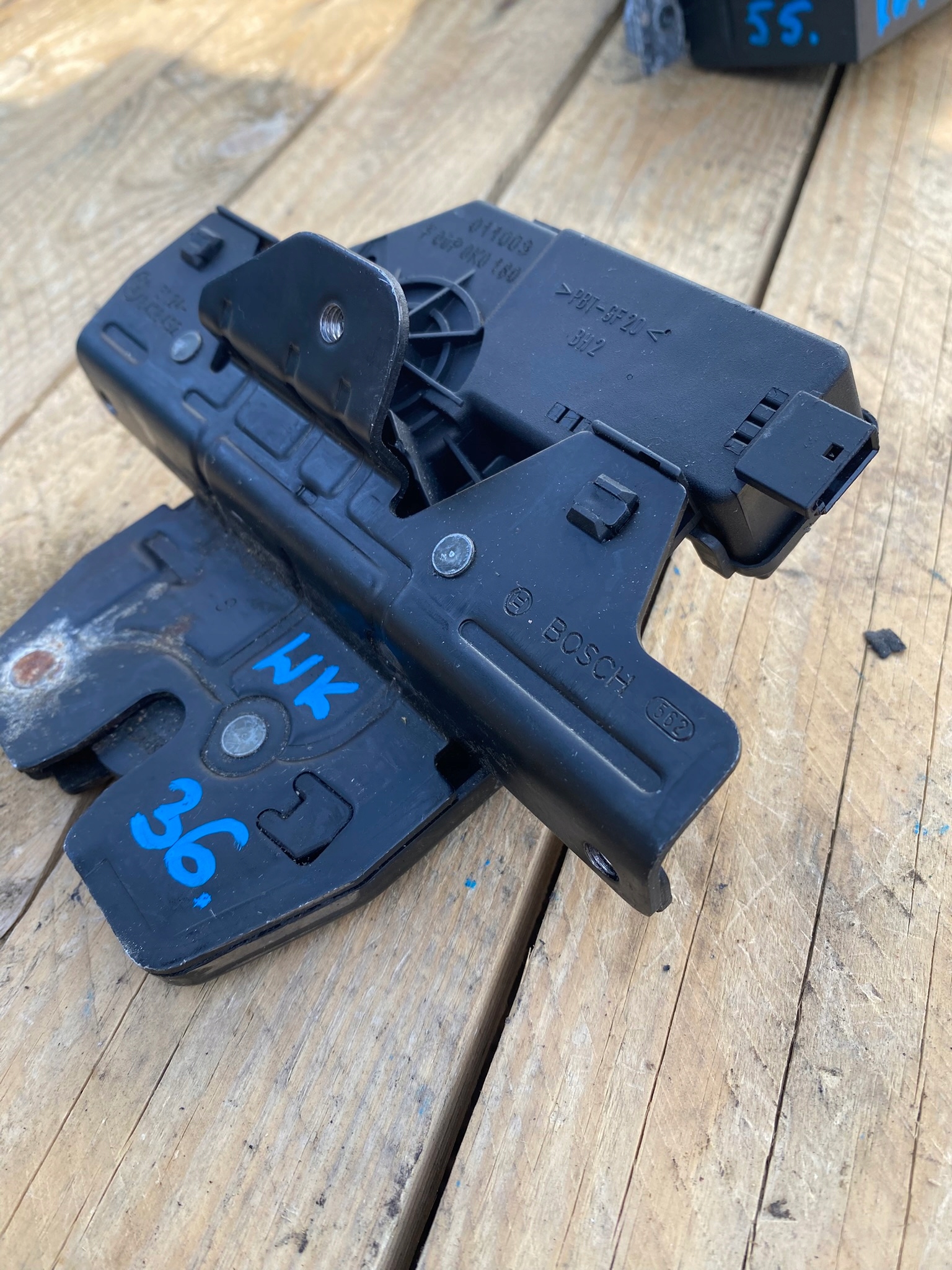 lock bonnet boot BMW x5 E53 8408492