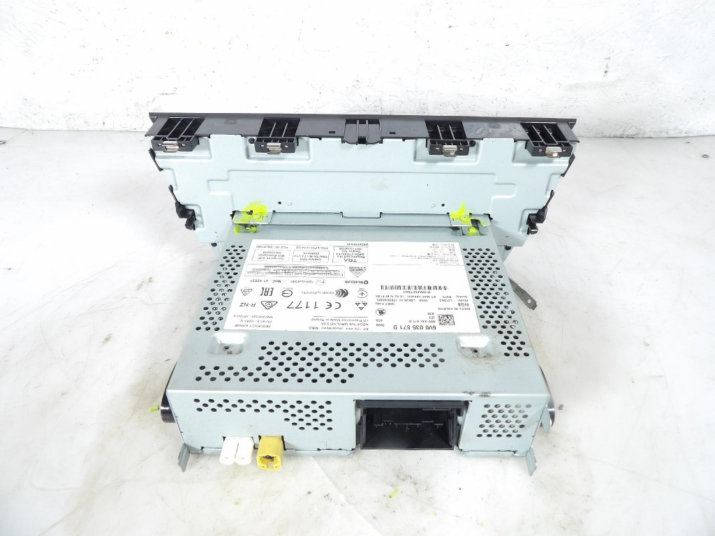 Radio 6V0035871D SKODA FABIA III