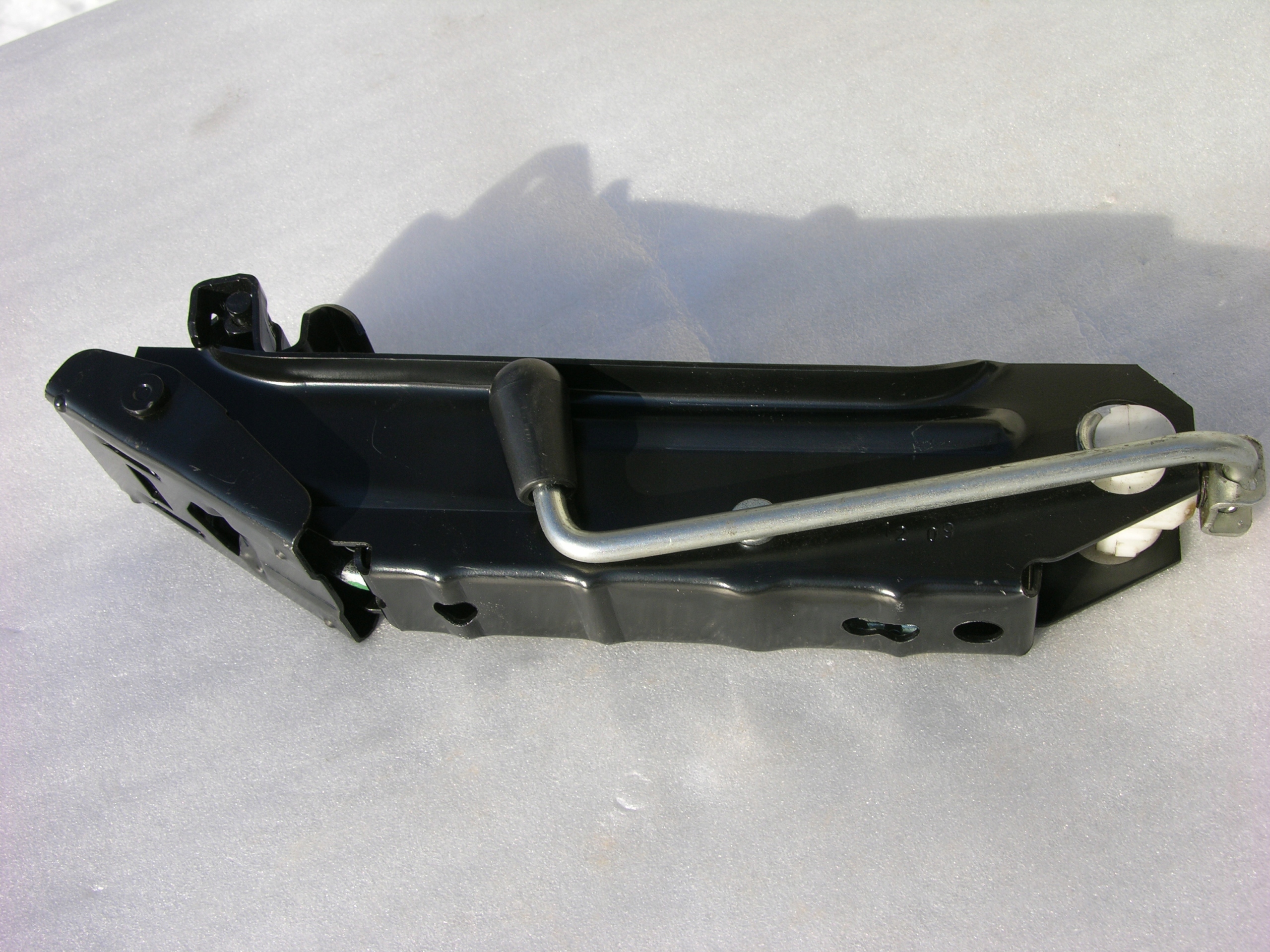 AUDI A3 VW GOLF V VI PASSAT B6 B7 SEAT LEON LEWAREK PODNOŚNIK DO AUTA Producent części Audi OE