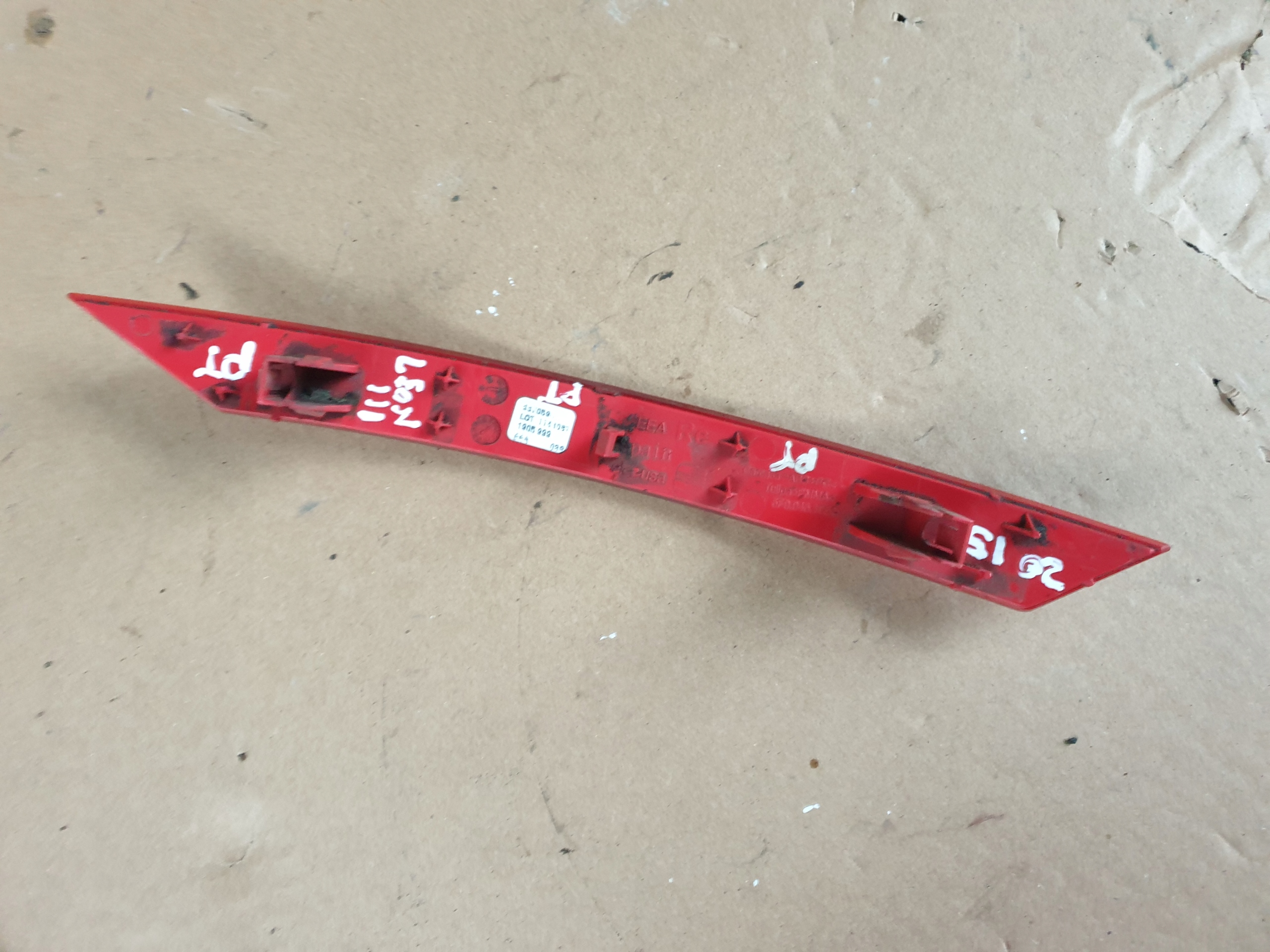 ODBLASK der Stoßstange heck SEAT LEON III 3 5F KOMBI 5F9945106C