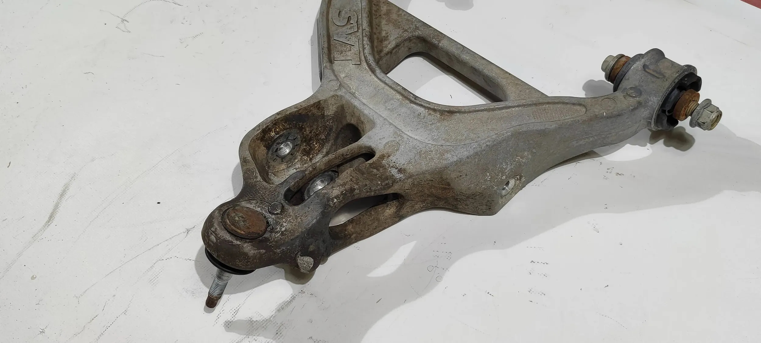 arm front left lower Ford F150 F-150 SVT Raptor 2011-2014