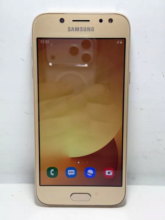 Smartfon Samsung Galaxy J5 2 GB / 16 GB 4G (LTE) srebrny