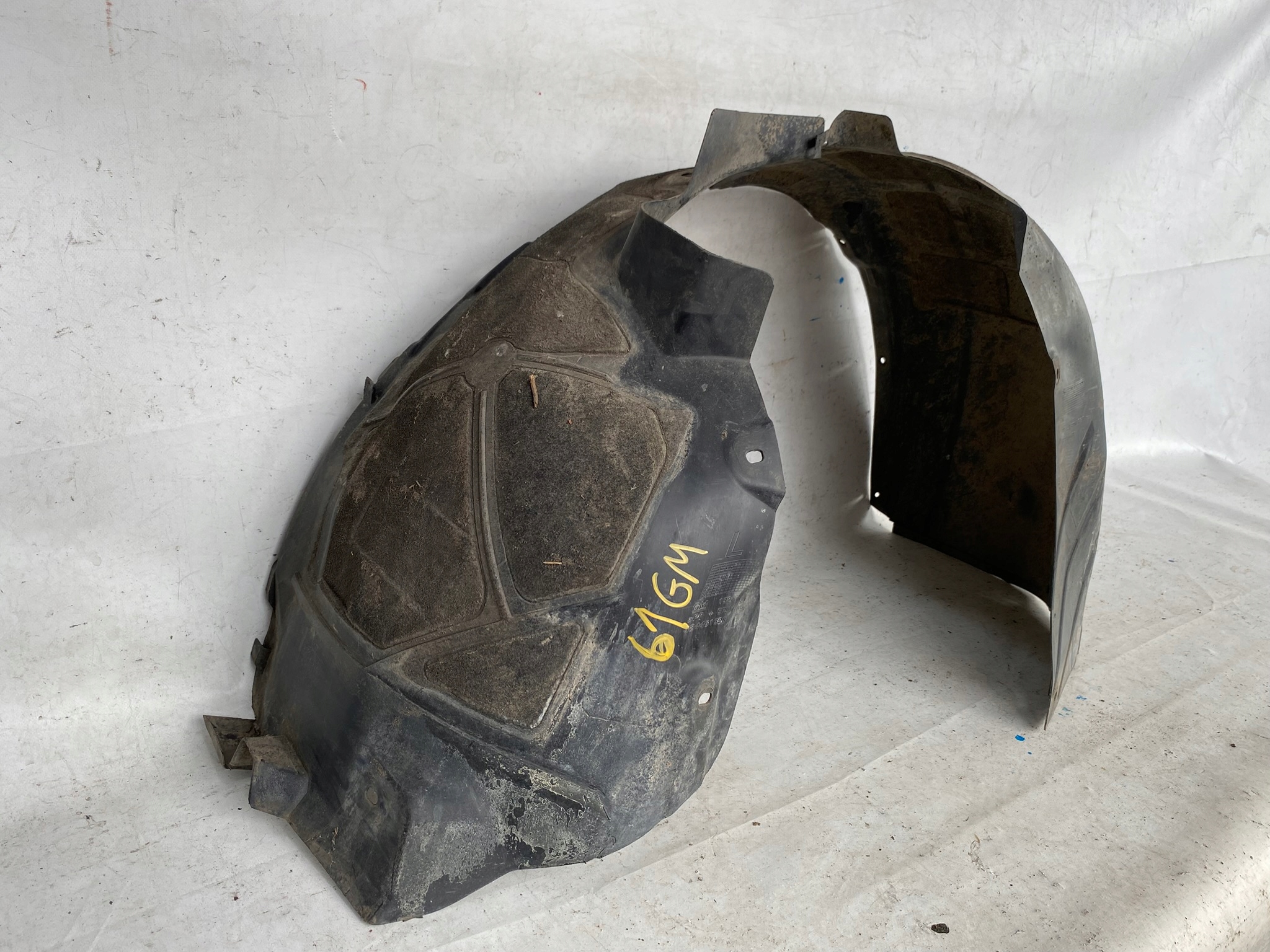 OPEL INSIGNIA A 08-17 mudguard front left 13241160