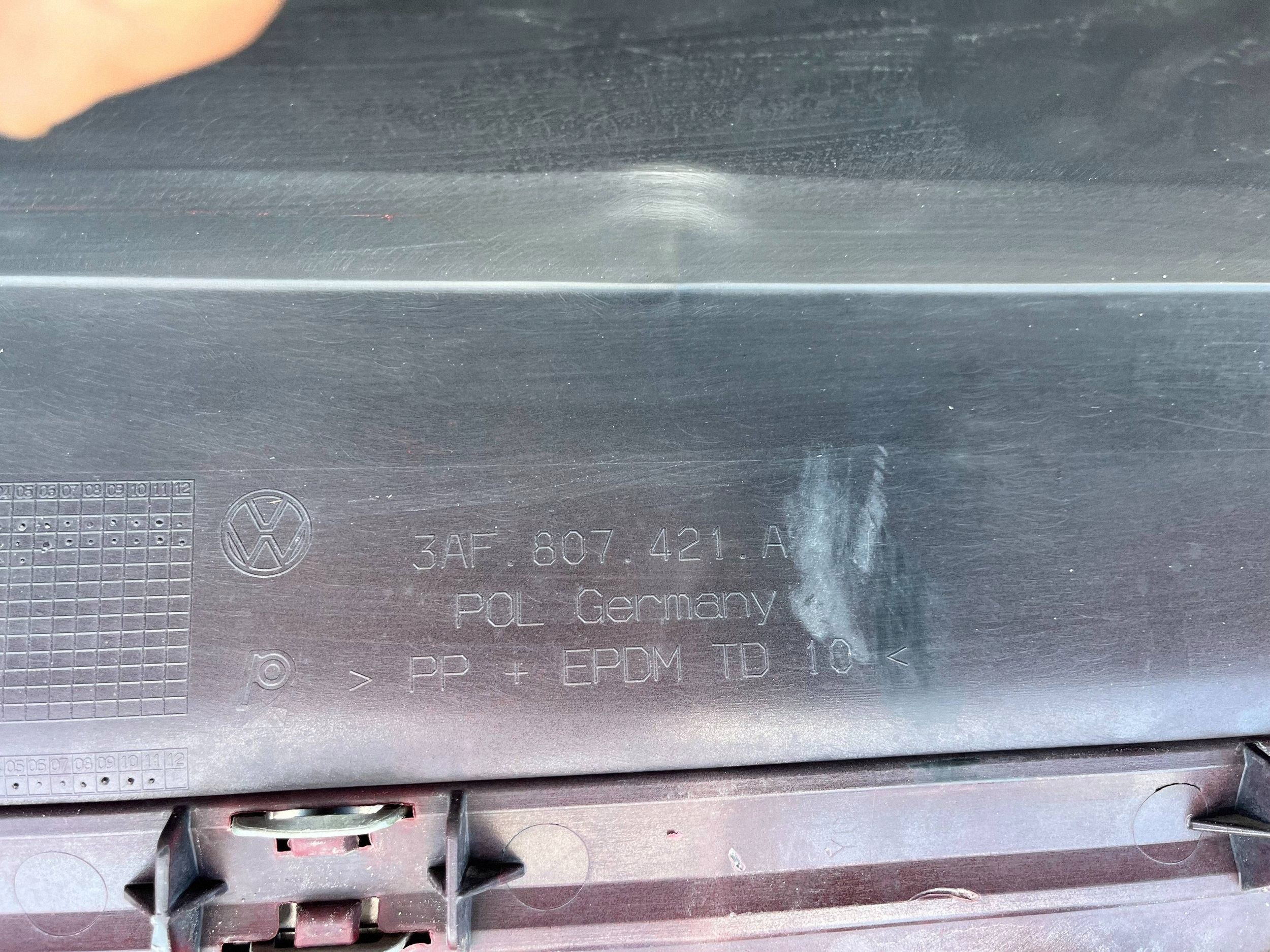 bumper rear VOLKSWAGEN PASSAT B7 CHROMY 3AF807421A @M