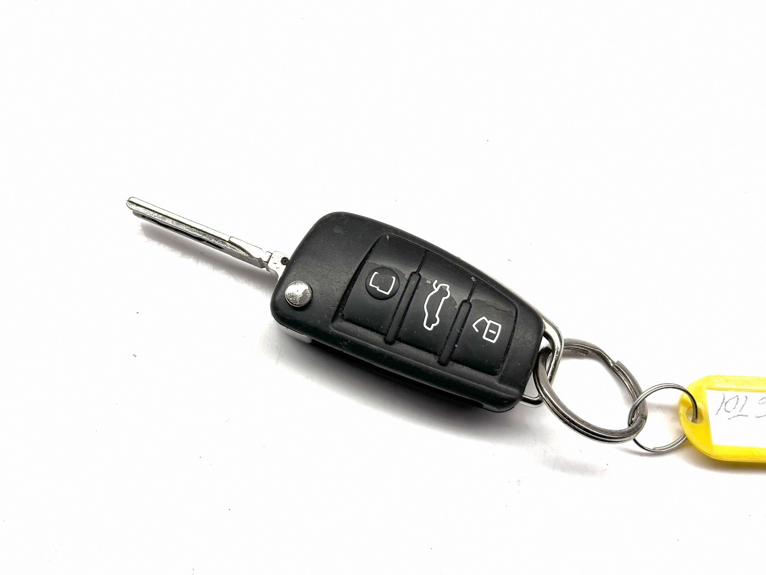 AUDI A3 8V 1.6TDI CLH montage démarrage + KEYLESS KESSY unité de commande électronique uce 8V1864261C