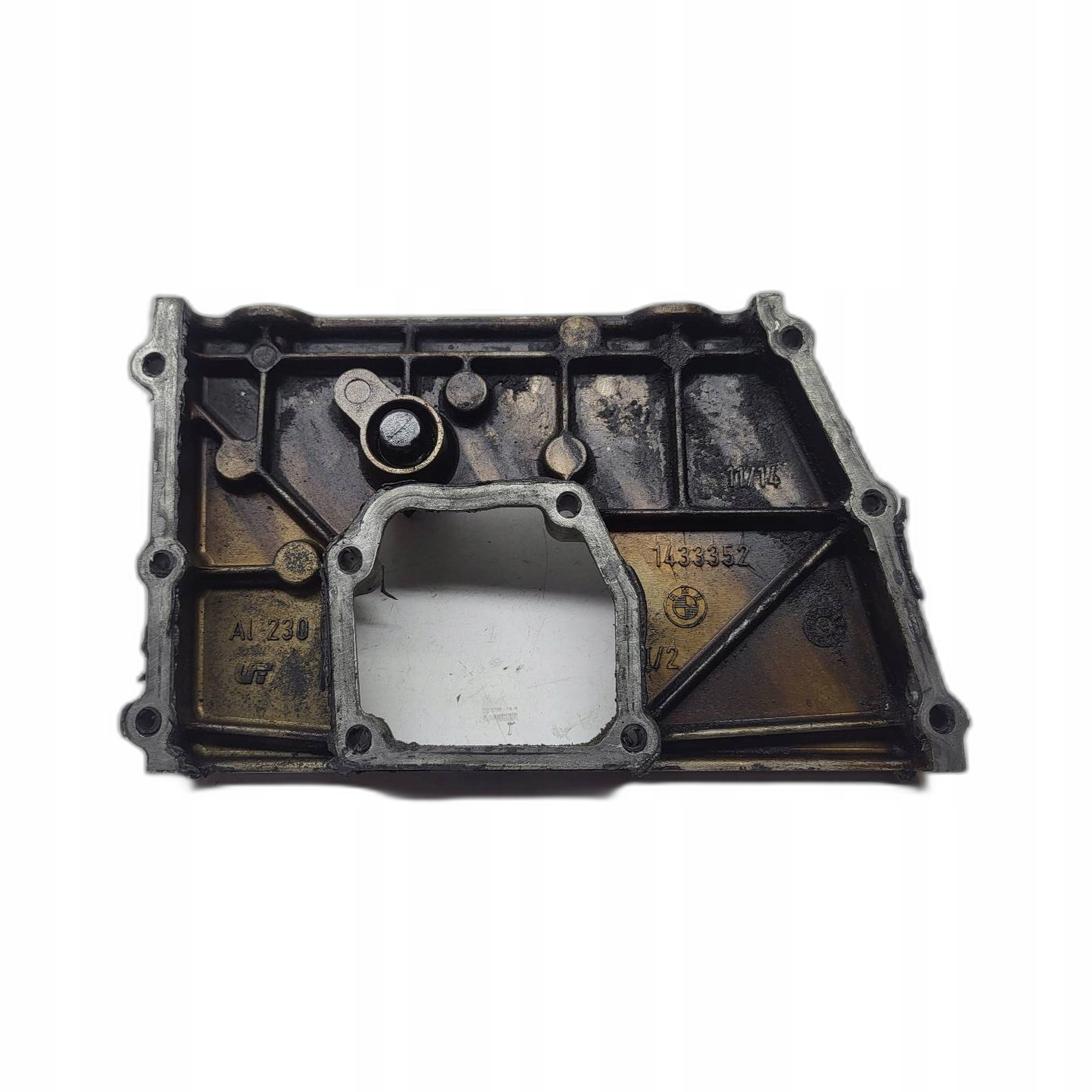 Couvercle Couvercle carter distribution BMW E46 1.9 B 1433352
