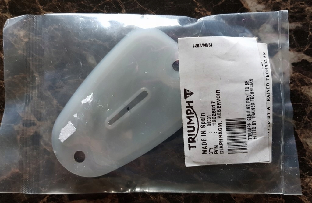 USZCZELKA POMP HAMULCOWEJ TRIUMPH BONNEVILL Bobber