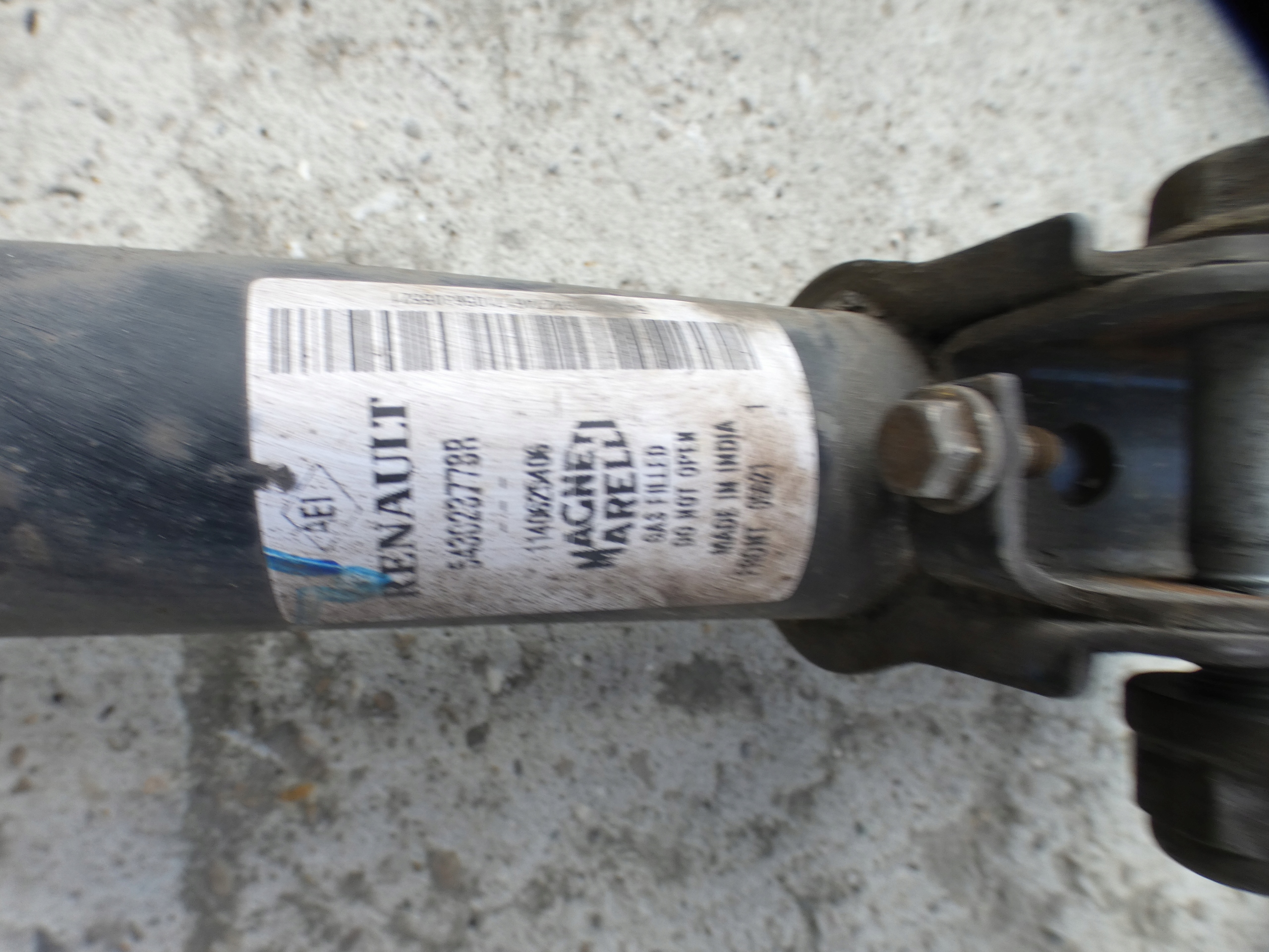 shock absorber right left front ZE spring RENAULT EXPRESS 1.5 543023778R