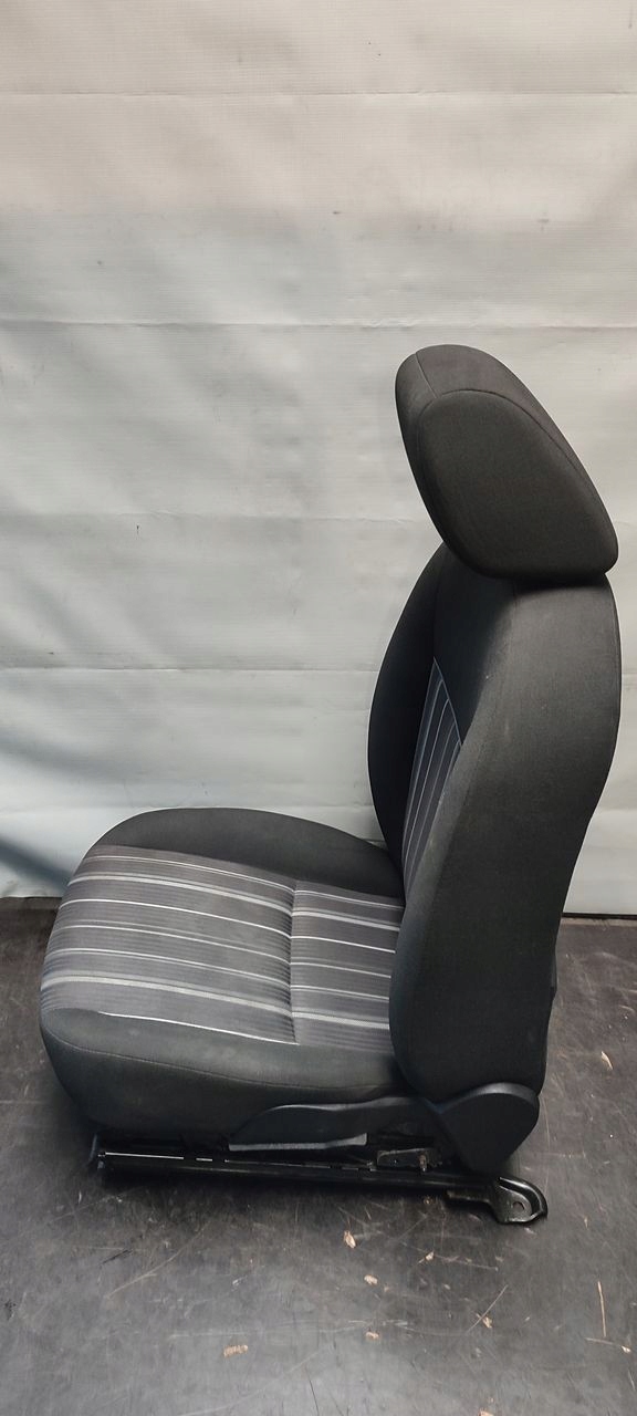 seat front left driver´s Ford Focus MK2 LIFT