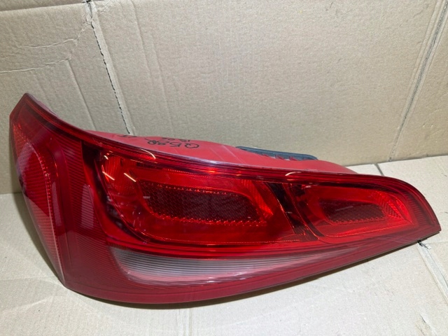 AUDI Q5 8R light left rear left rear part 8R0945093