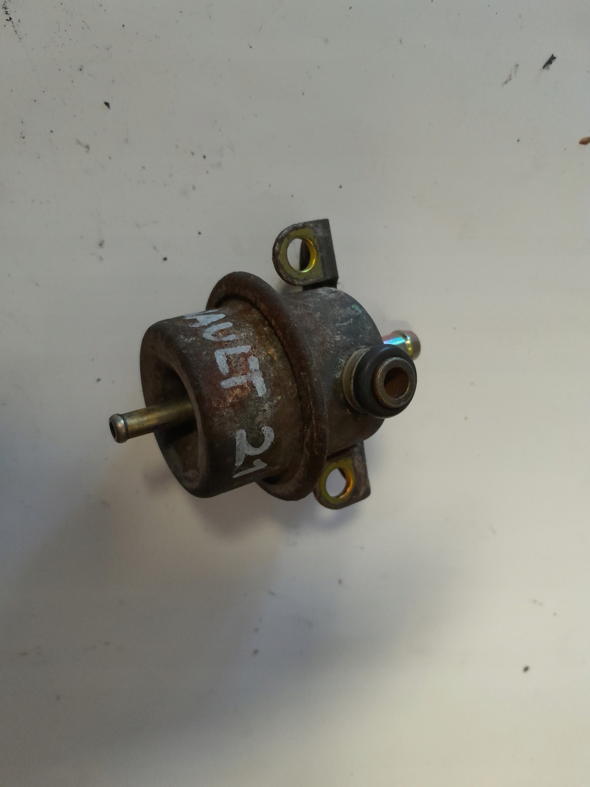 КЛАПАН ГРУША ВАКУУМ RENAULT 21