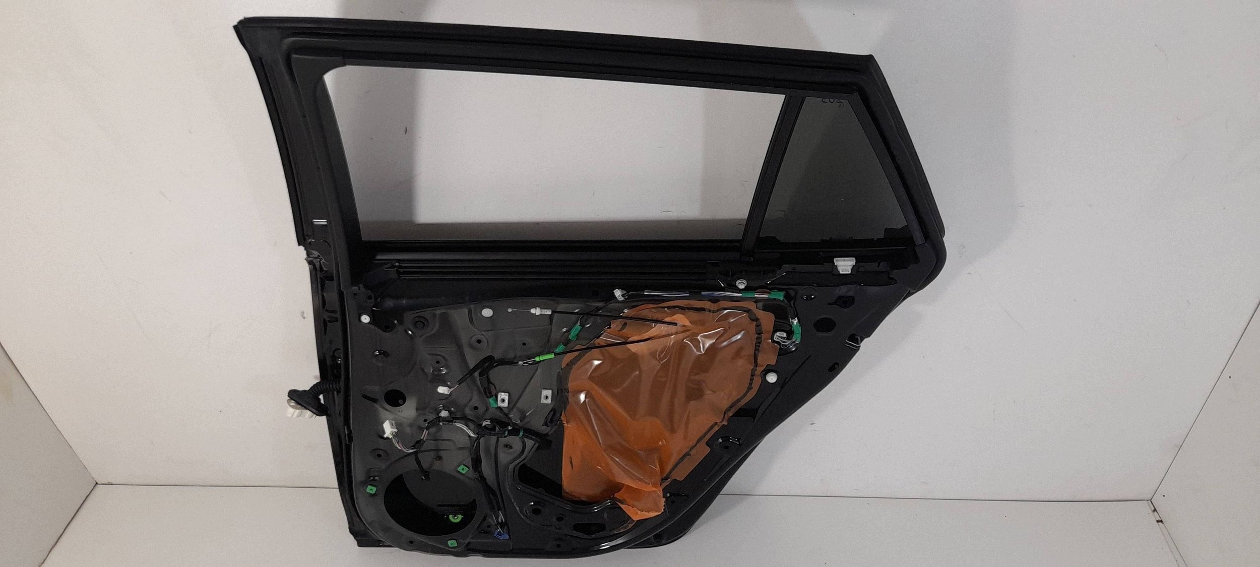 Toyota Corolla E21 Kombi door rear. right 209 (T565)