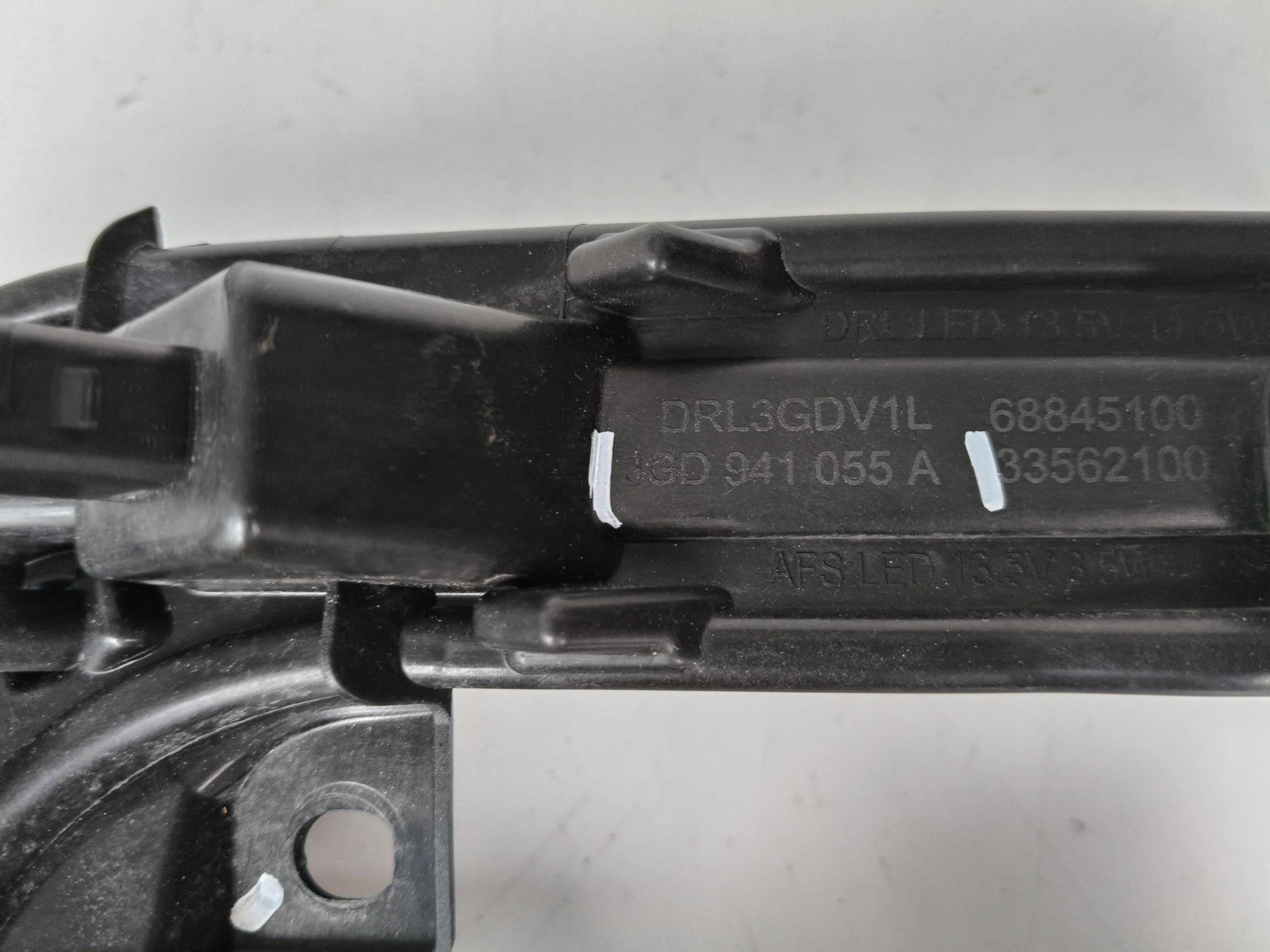 Nebelscheinwerfer links VW PASSAT B8 GTE 3G0 18- LIFT