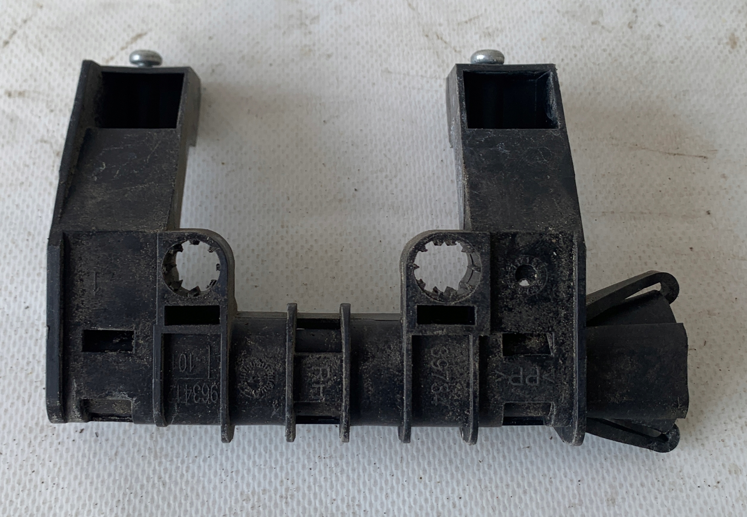 PROWADNICA windows door right rear part DODGE JOURNEY