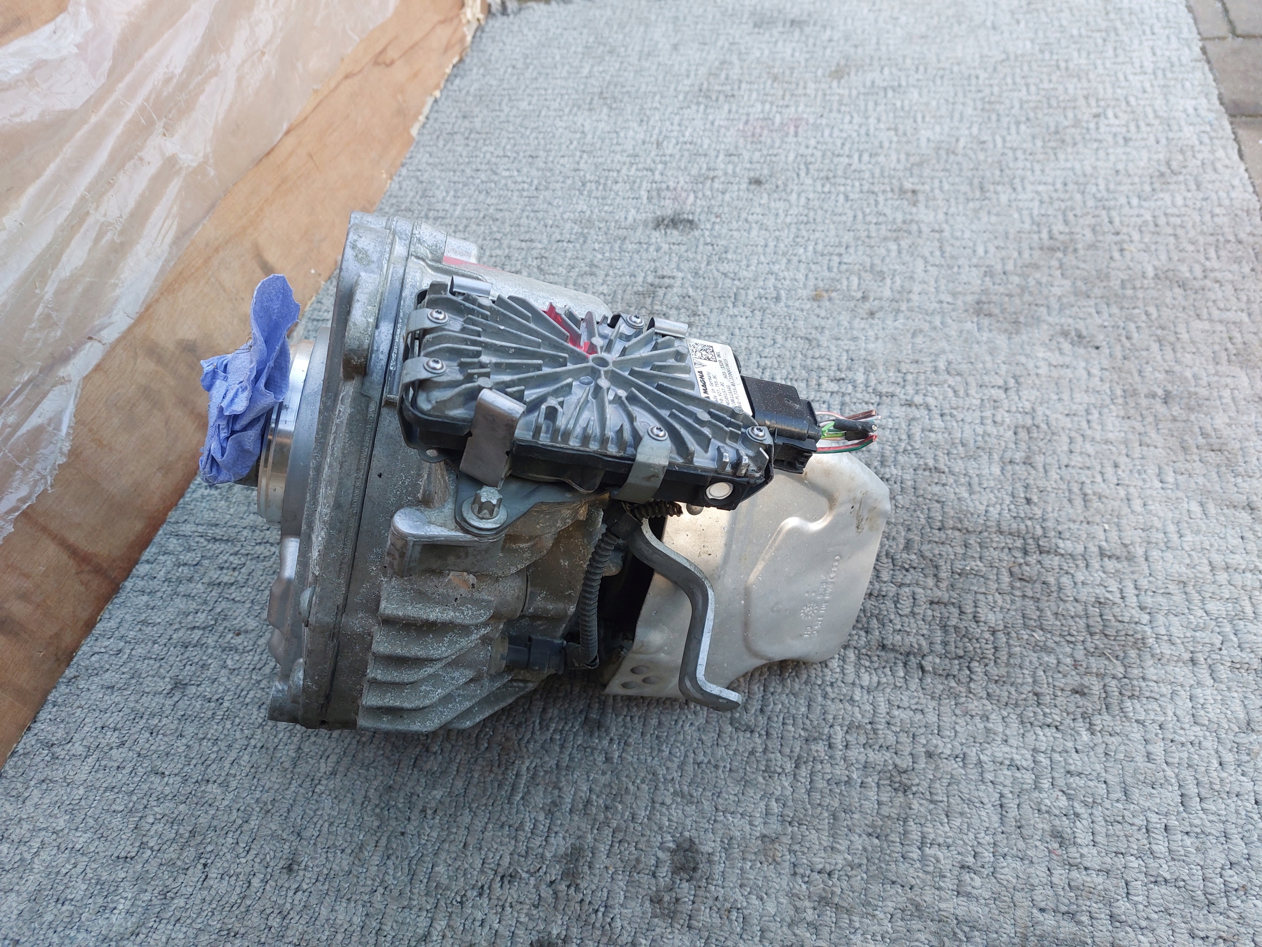 REDUKTOR gearboxes PORSCHE CAYENNE III 9Y 22r 0F2341012A