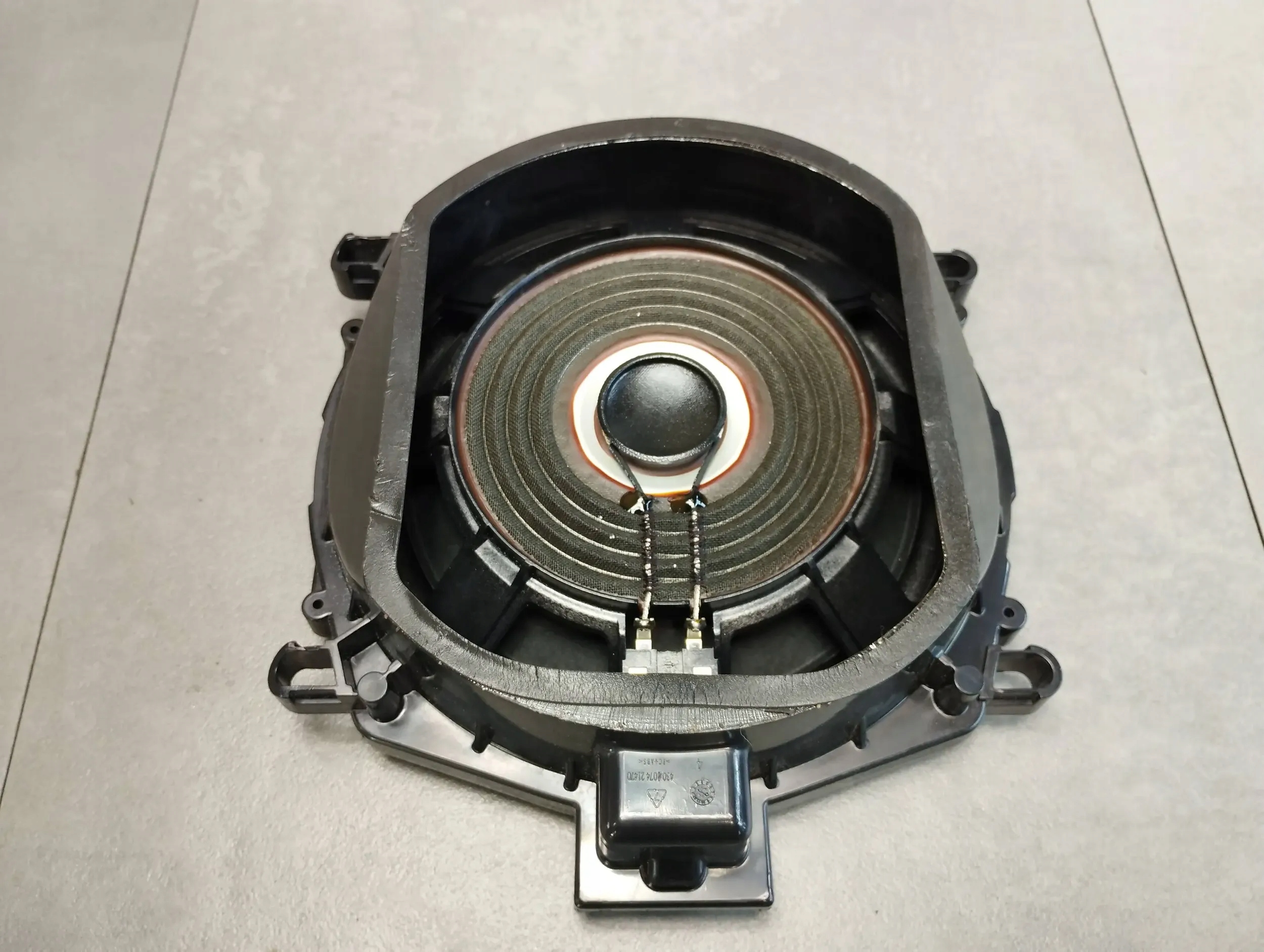 BMW X6 E71 speaker NISKOTONOWY 9218698