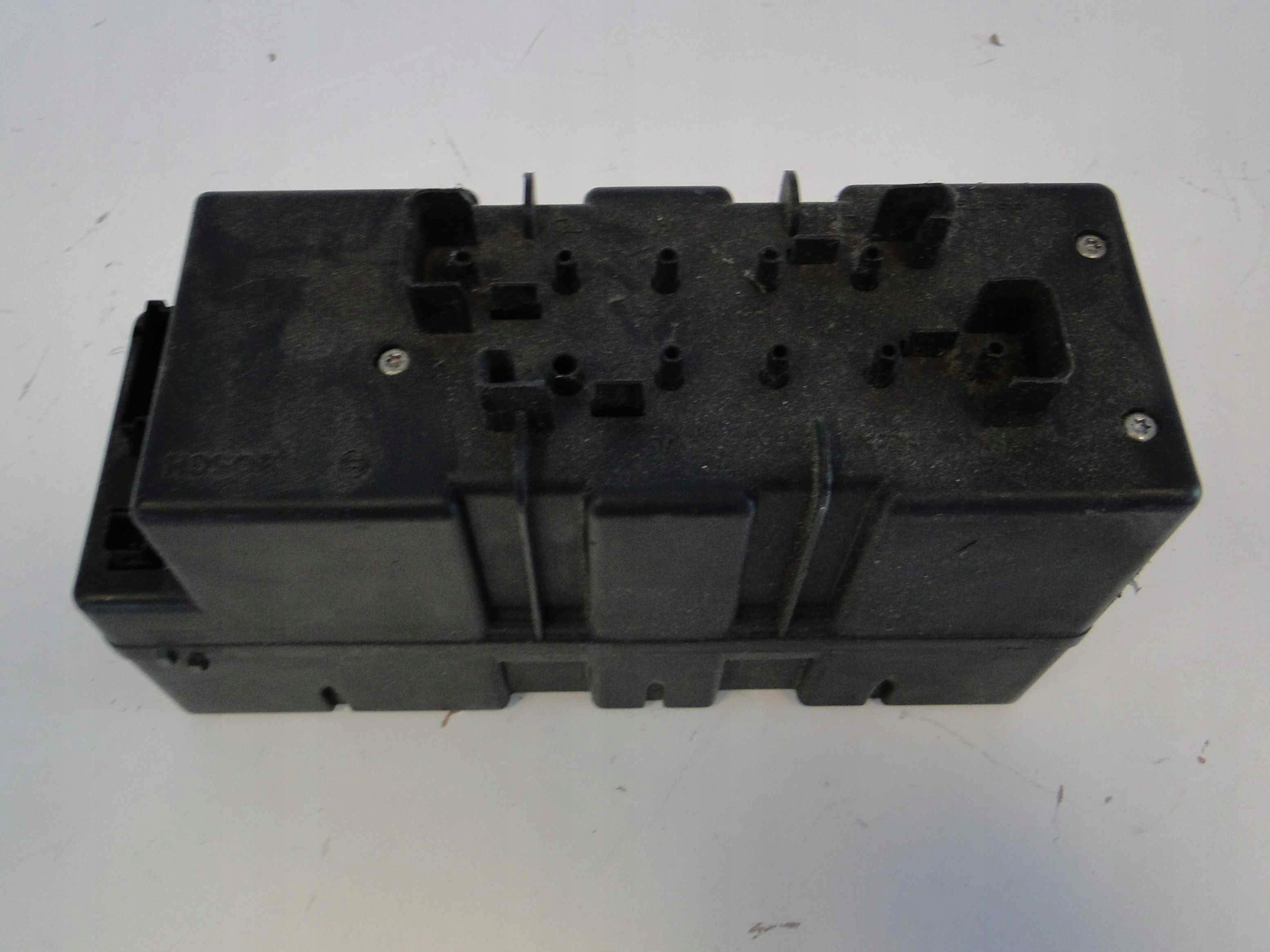 MERCEDES SL R230 230 POMPKA CENTRALNEGO ZAMKA Typ samochodu Samochody osobowe