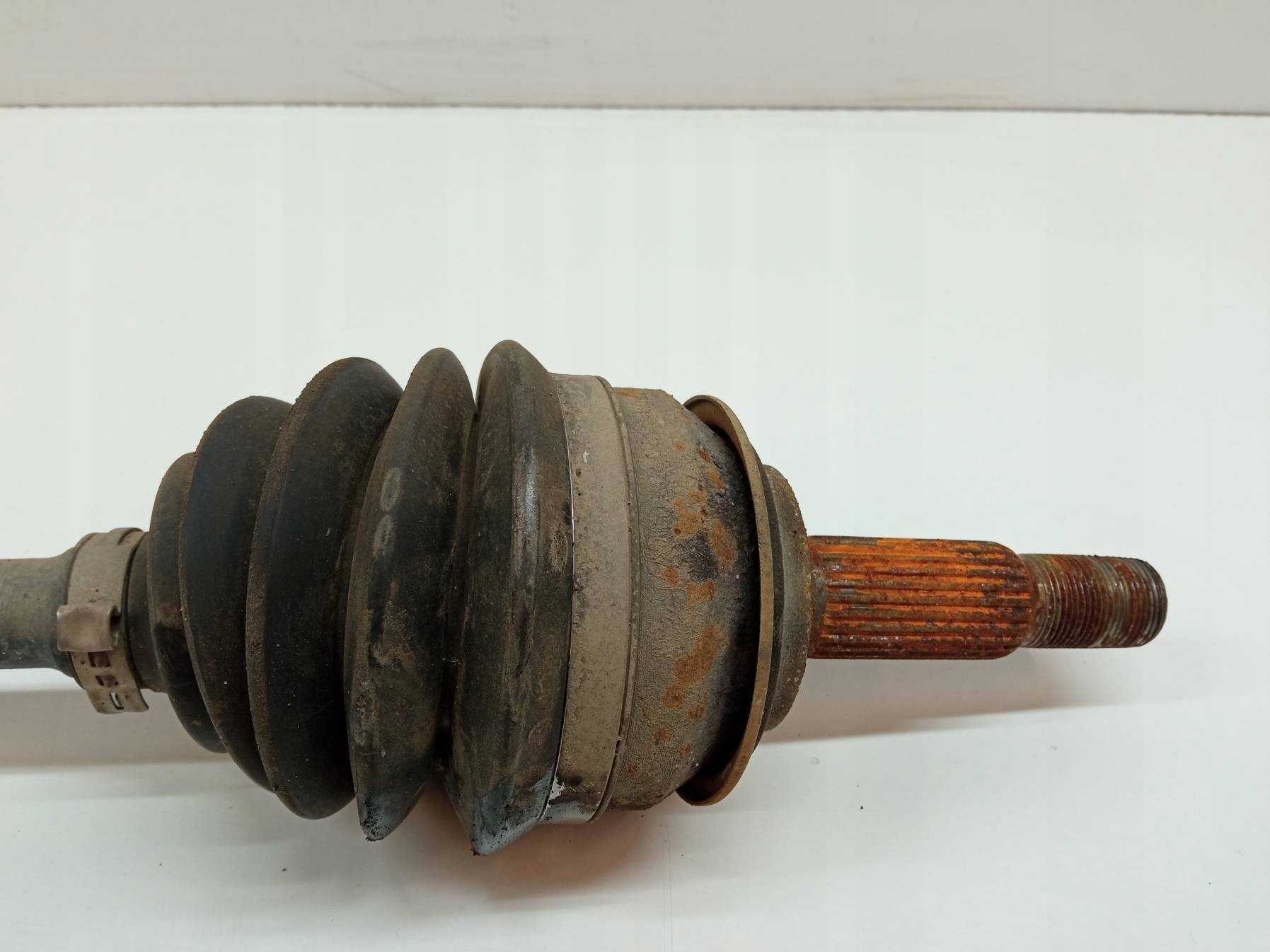 semi-axis left front 1.33 B 99 KM 434200D322 Toyota Yaris III (2011-2020)