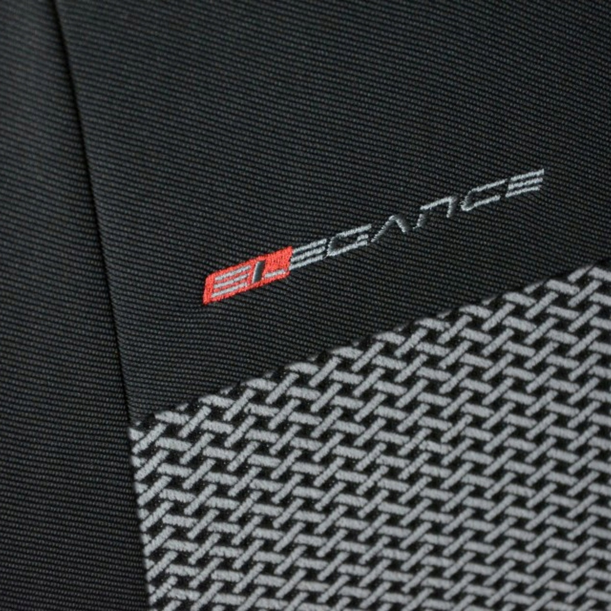 POKROWCE do Skoda Octavia I, II, III - Ele 1+1 P-2 Rodzaj Uniwersalne