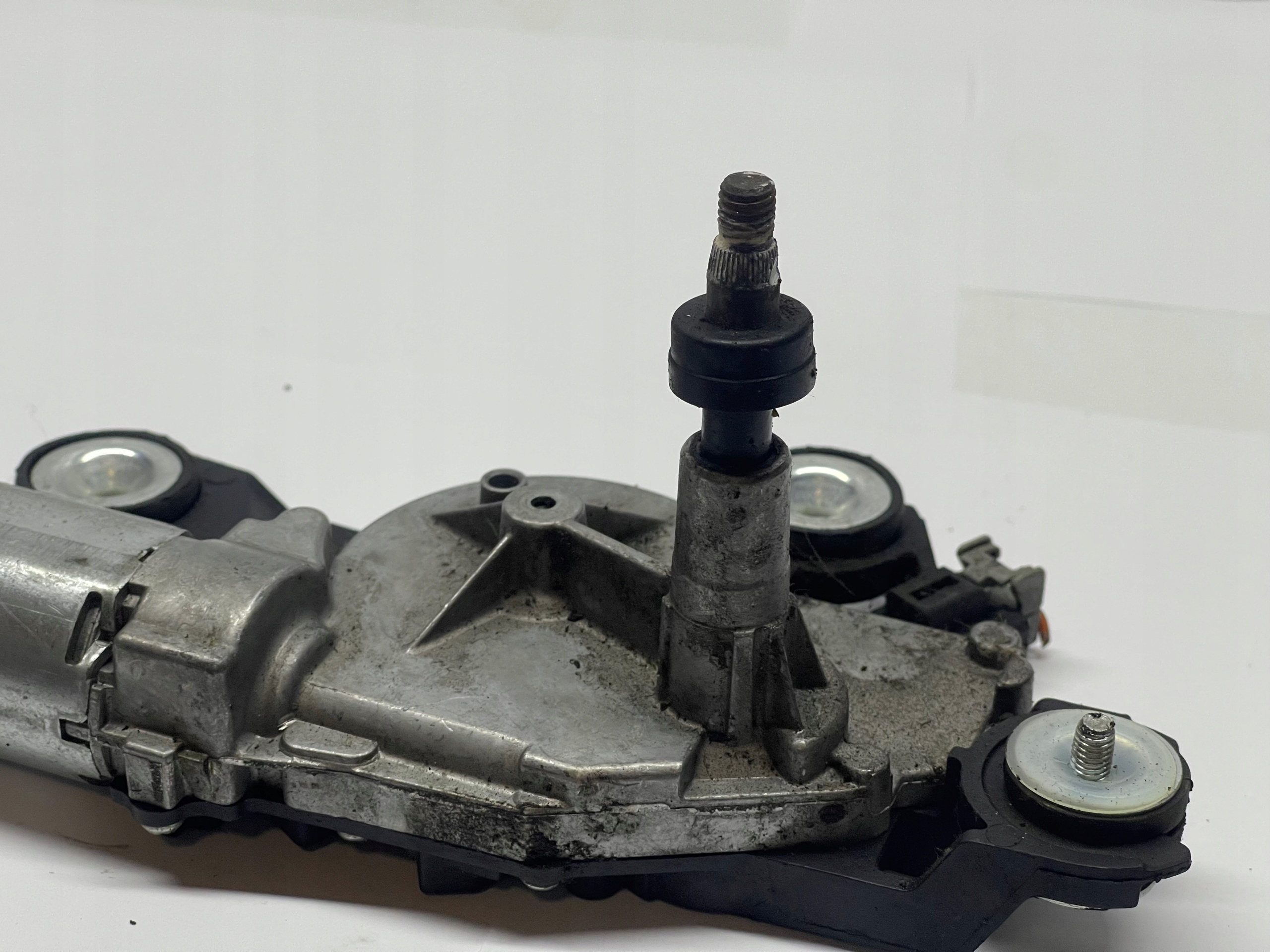 Mazda OE 0390201588 motorić brisača stražnje