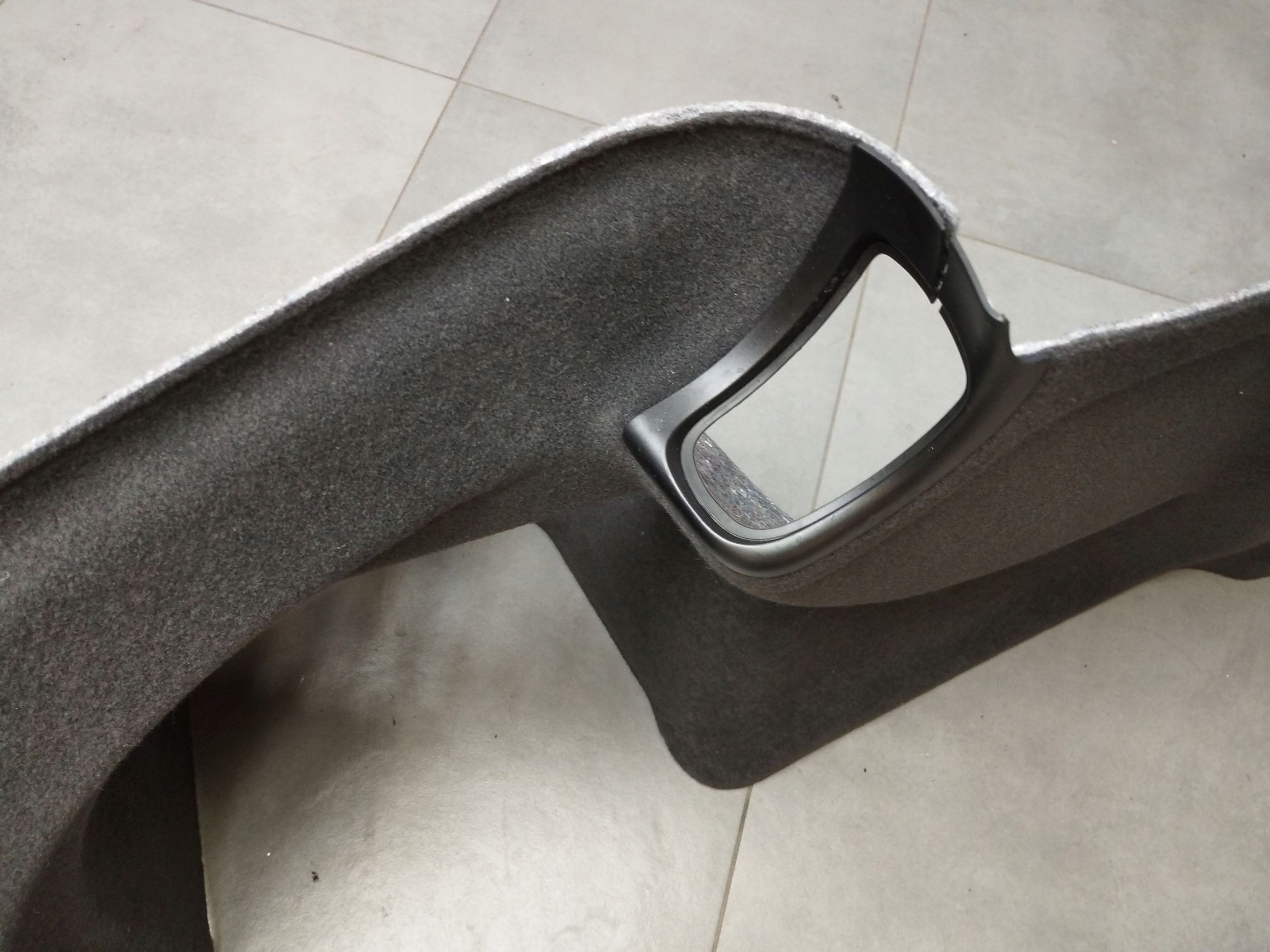 Audi A8 D4 boot upholstery left 4H0863879AM
