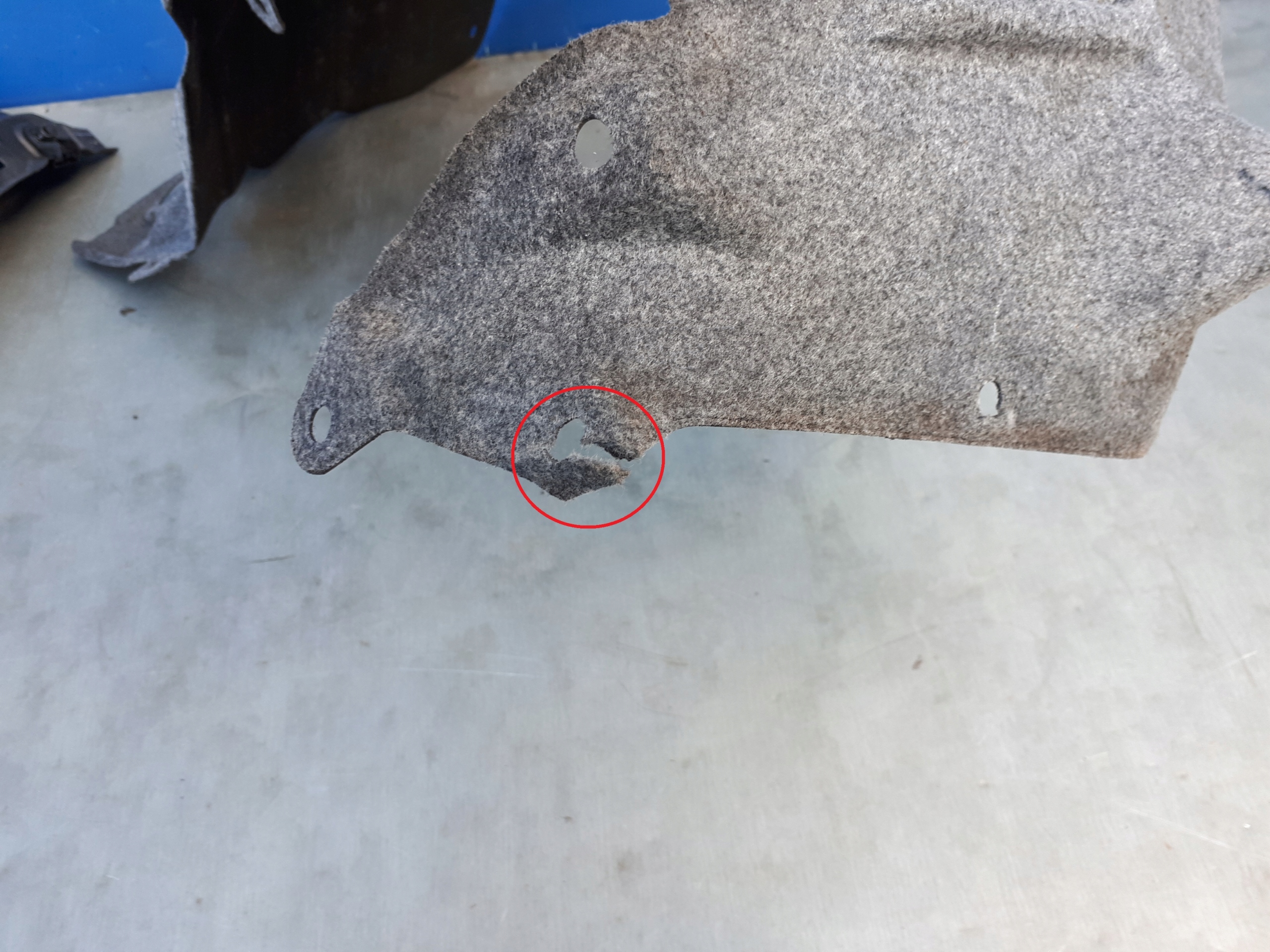 LEXUS ES300H 2020- 20- NADKOLE LEWE PRZEDNIE Typ samochodu Samochody osobowe