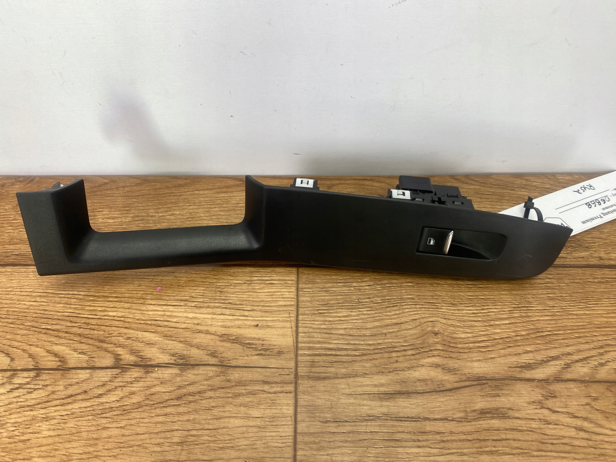 switch button of the window Escape Kuga MK3 2020+ USA