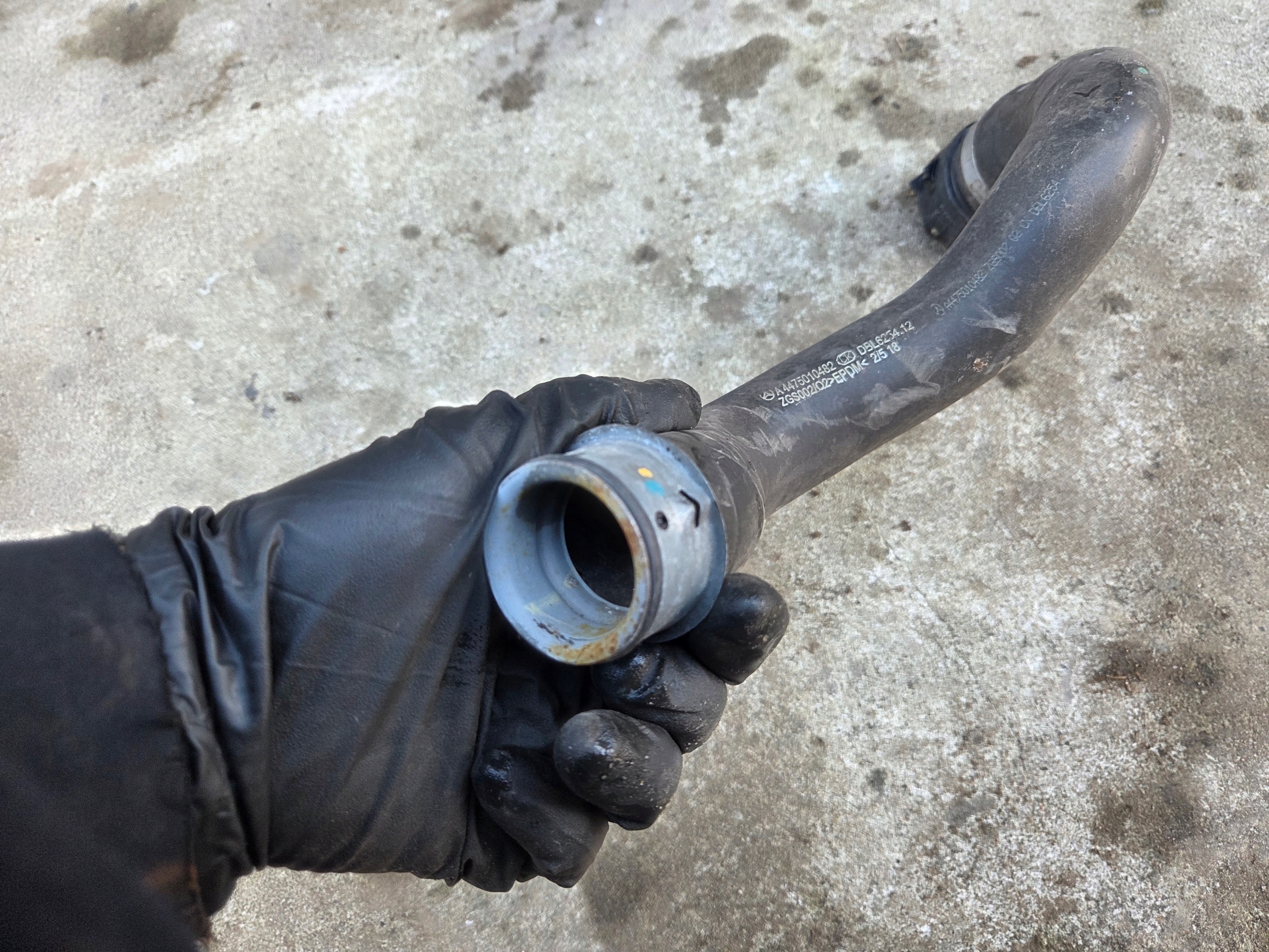crijevo prijenos vode Mercedes Vito W447 A4475010482