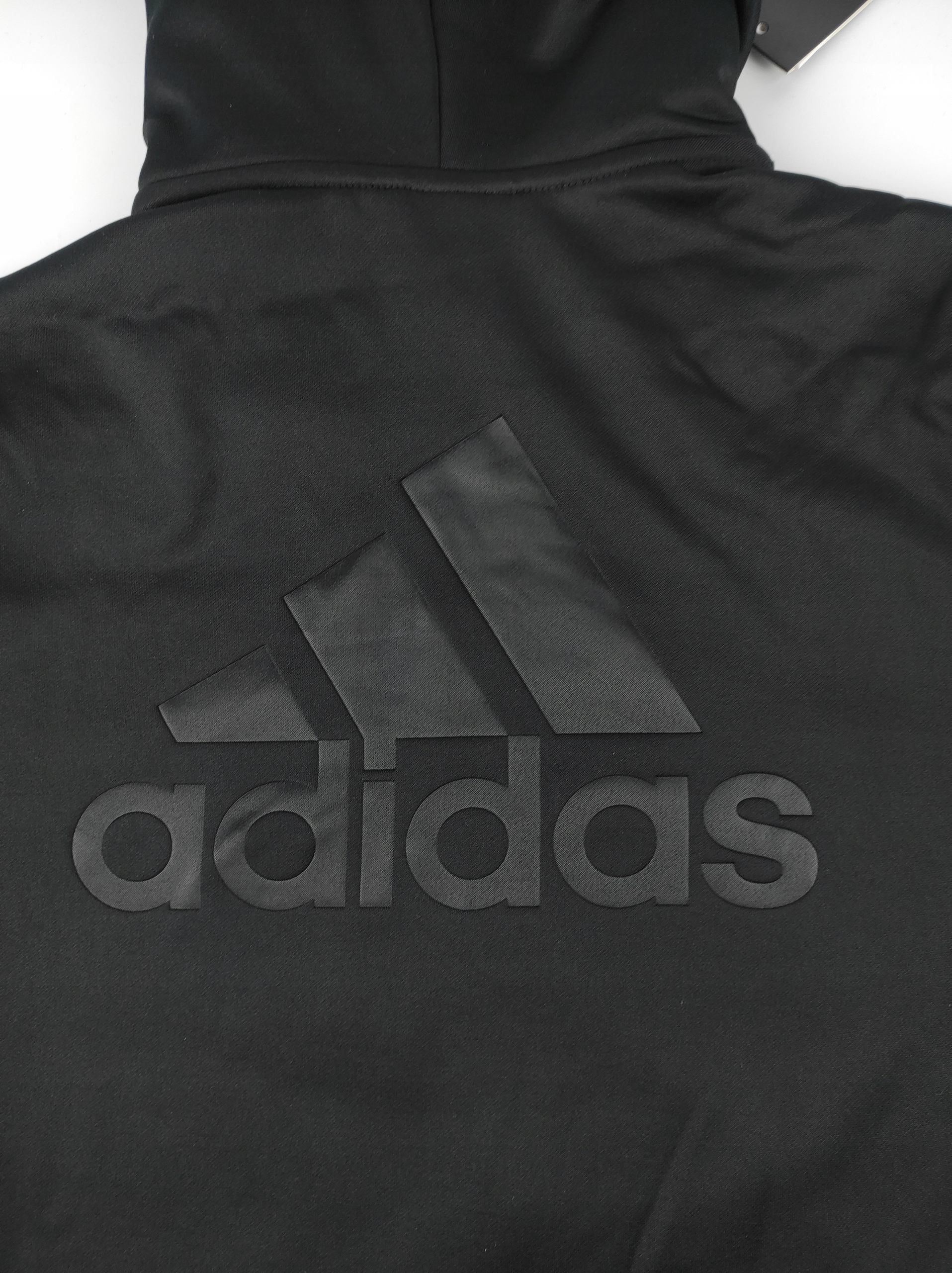2883 BLUZA ADIDAS CHŁOPIĘCA MŁODZIEŻOWA ROZPINANA Z KAPTUREM OCIEPLANA 152 Kolor czarny