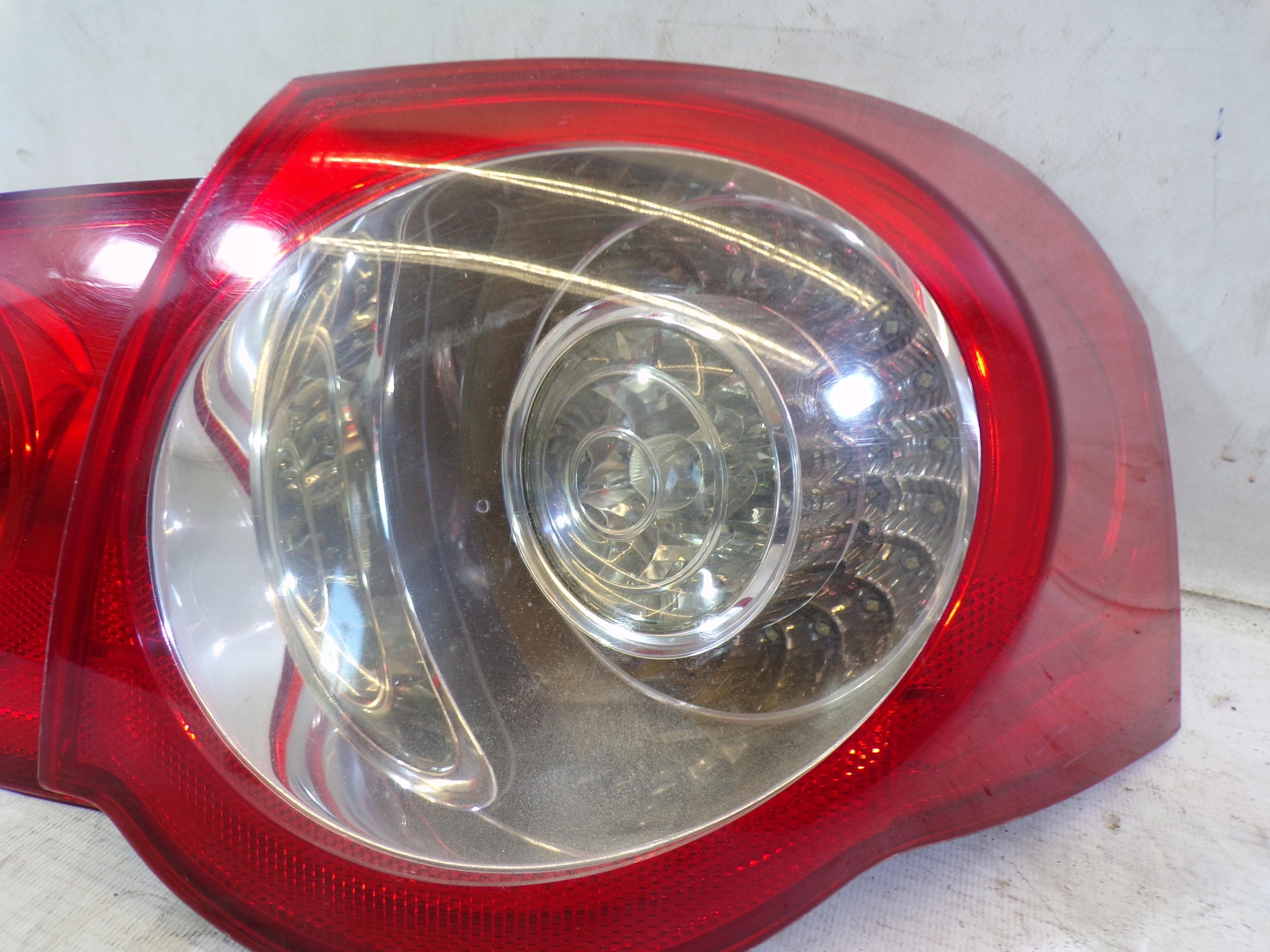 light rear rear part right VOLKSWAGEN PASSAT B6 KOMBI (K1)
