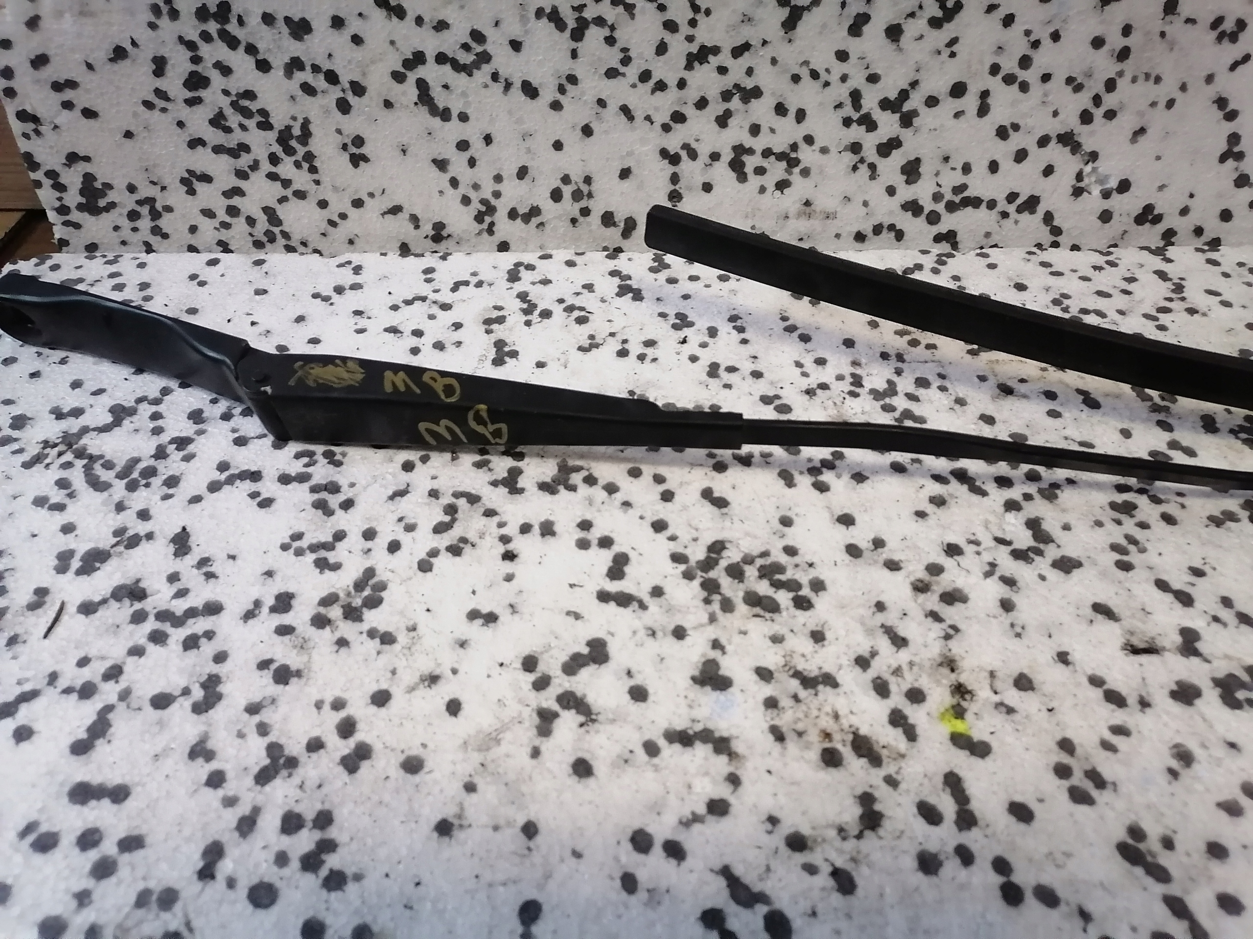 OPEL MERIVA B wiper arm right 13250425