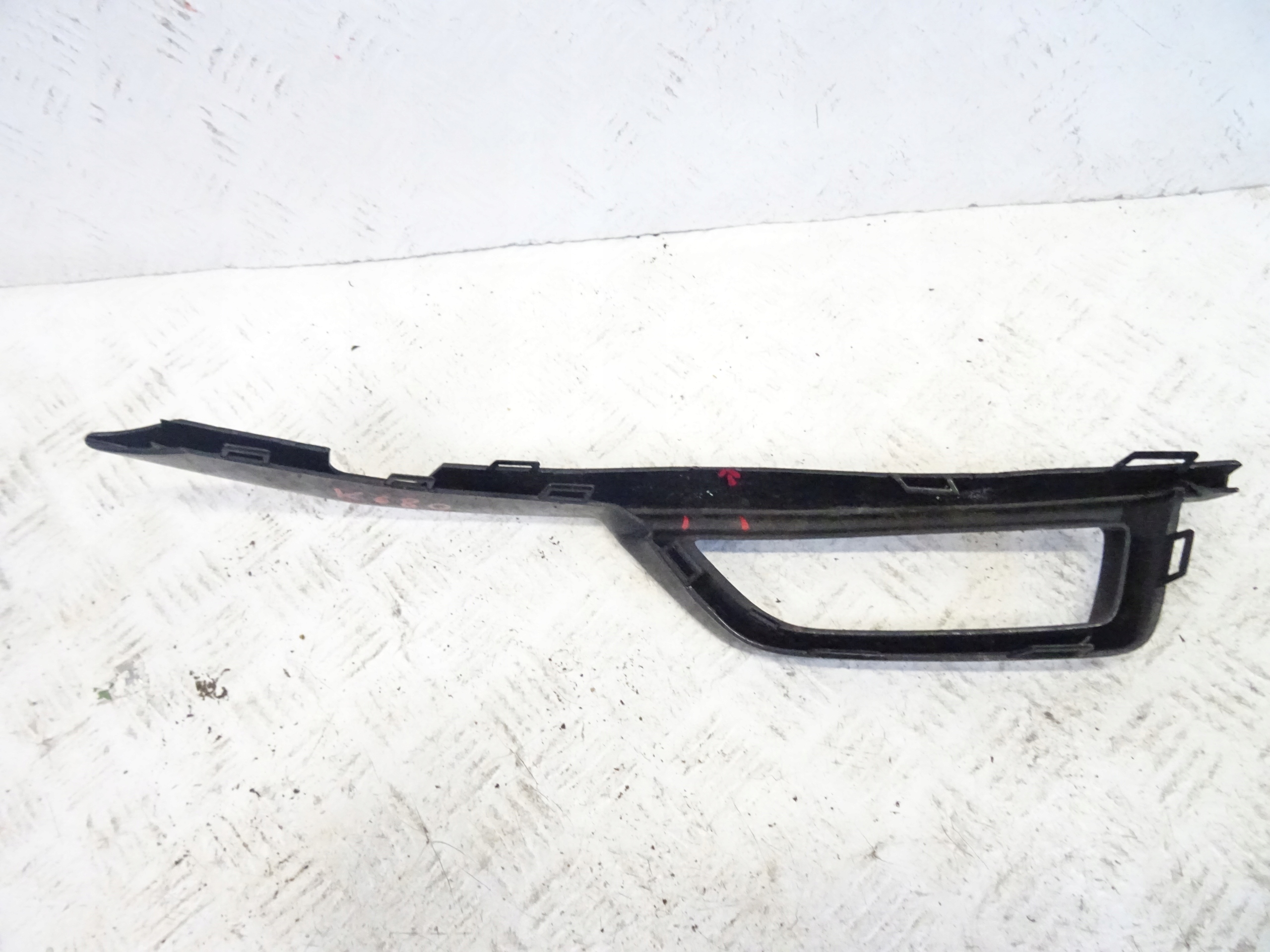 moulding of a bumper front front left AUDI A5 LIFT S-LINE 8T0807681P