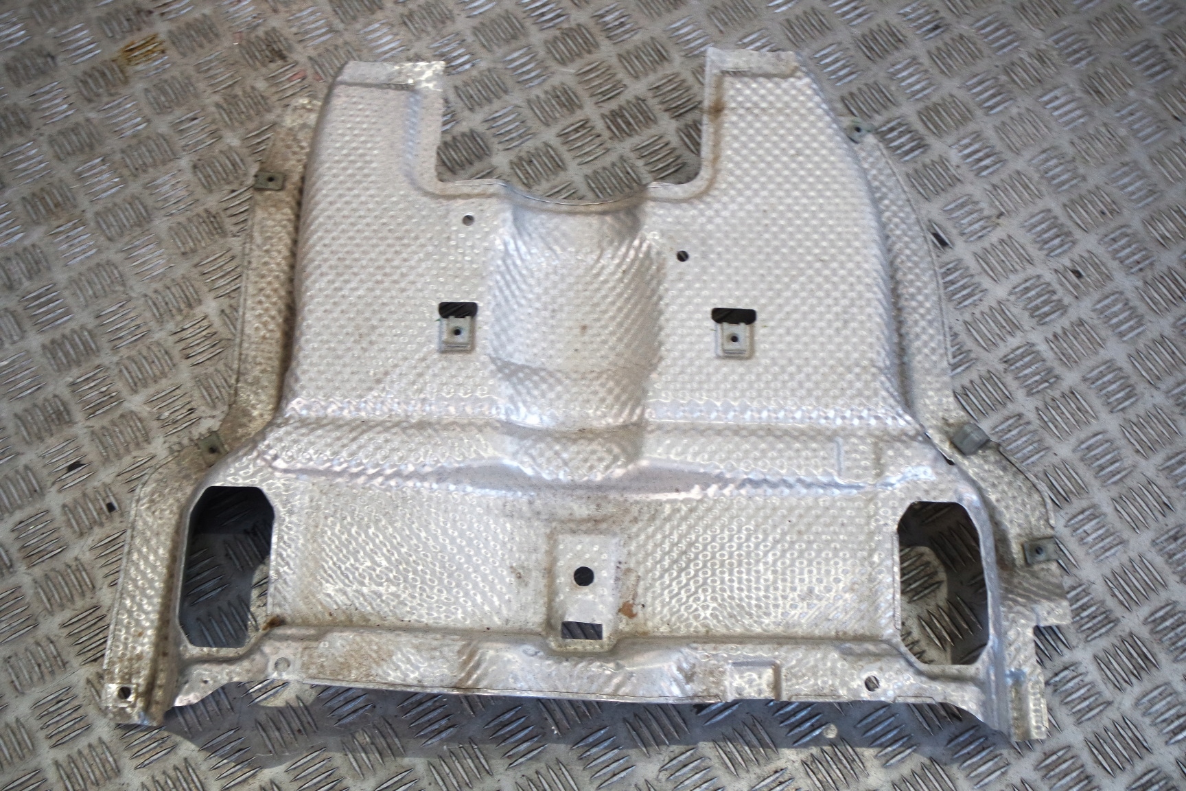 Теплозахисний екран MERCEDES W167 GLE COUPE 6.3 AMG