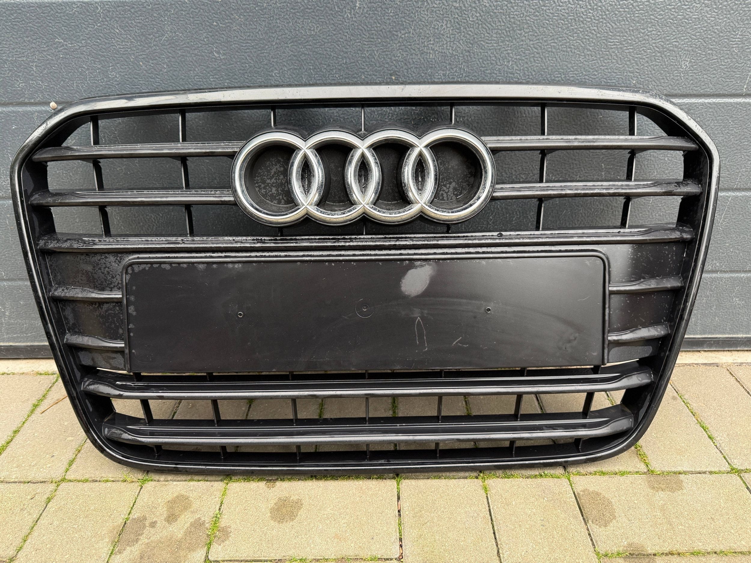 Audi A6 C7 S line 11- maska prednji dio prednja
