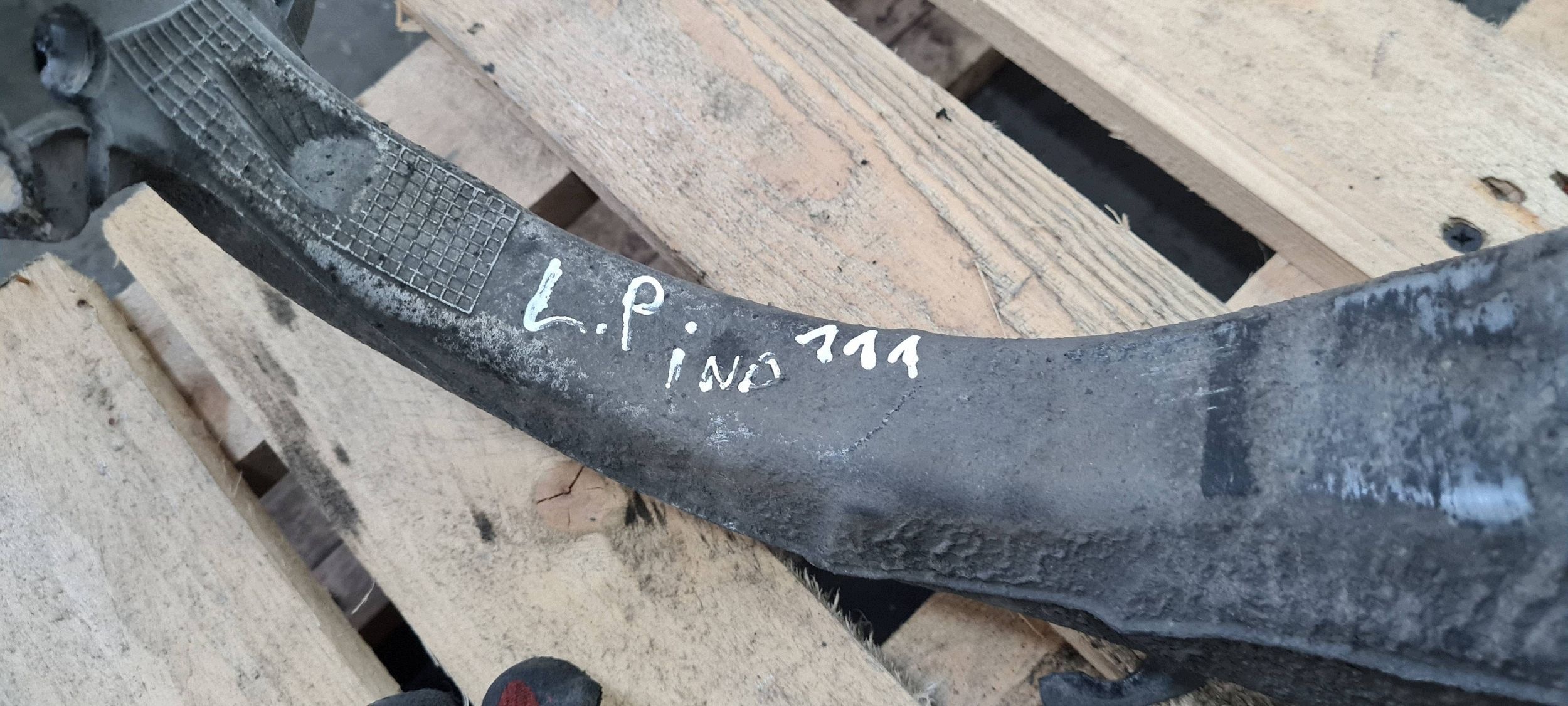 A5 8T LIFT swing left left front front 4G0407253A A4 B8 Q5 A6 C7 4G