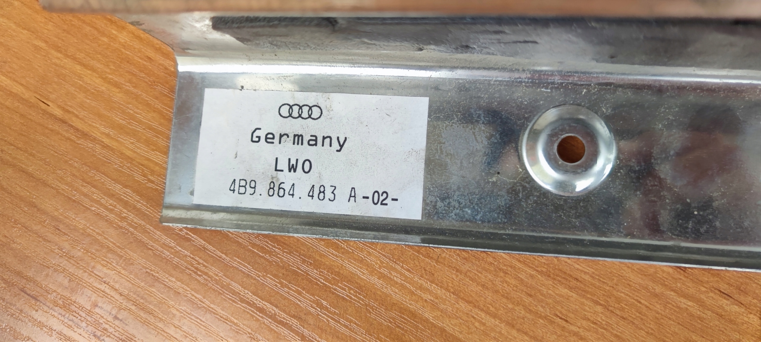 AUDI A6 C5 4B KOMBI moulding CHROM boot cover