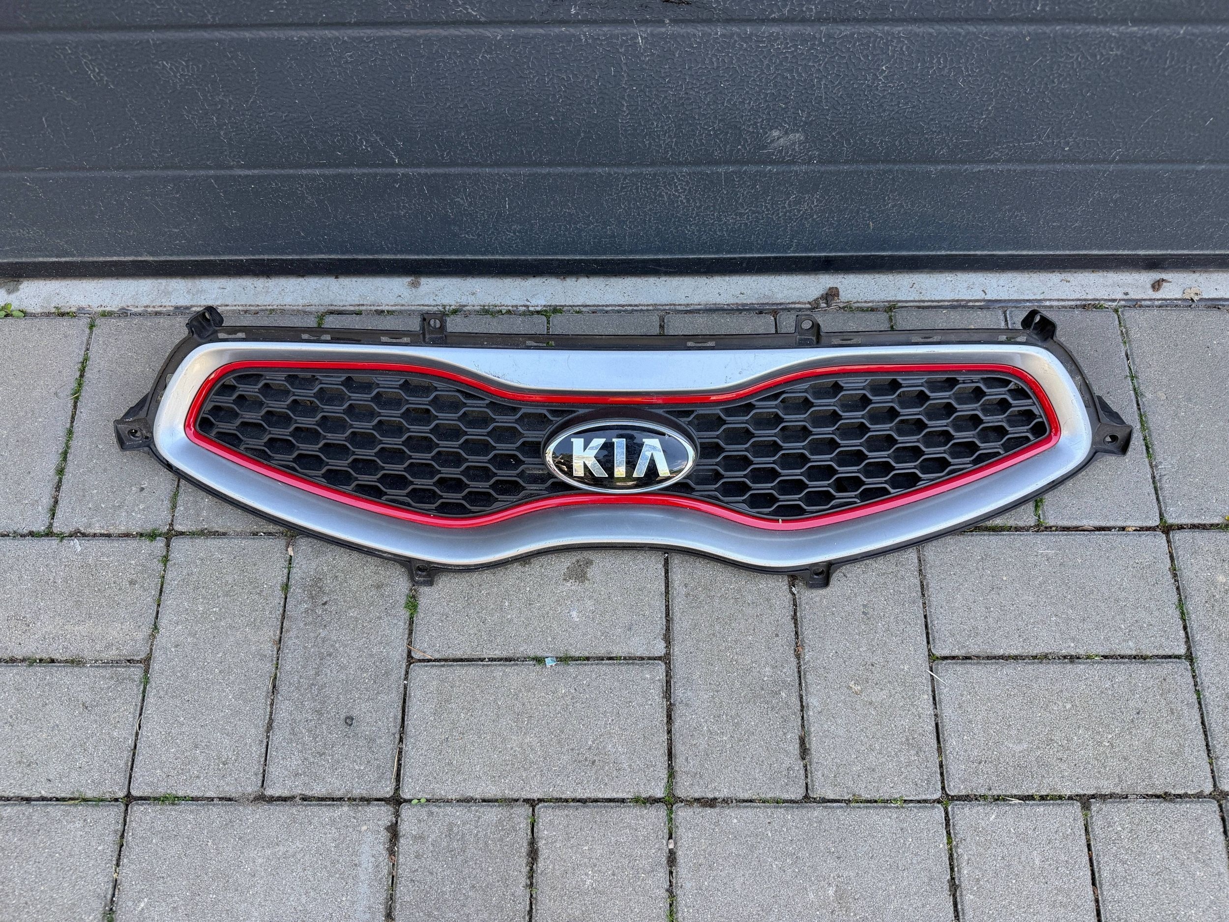 Kia Picanto 2 II 11- 86351-1y300 Grille