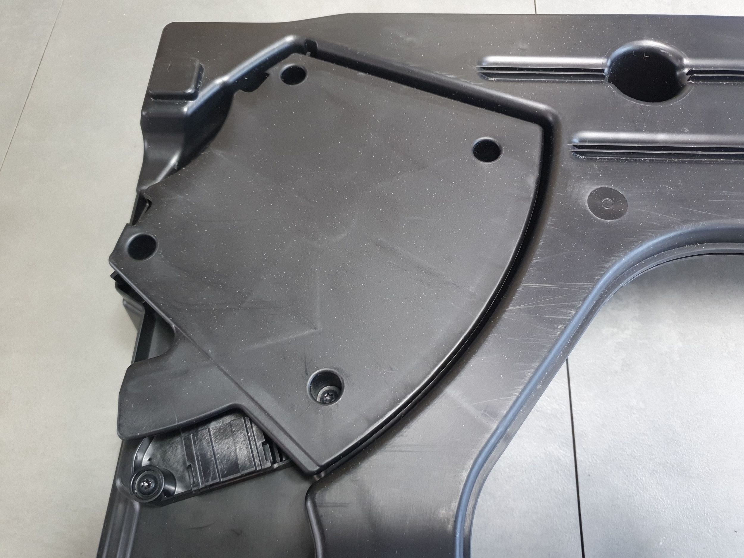 Cupra Leon IV KOMBI speaker Subwoofer 5FA035621
