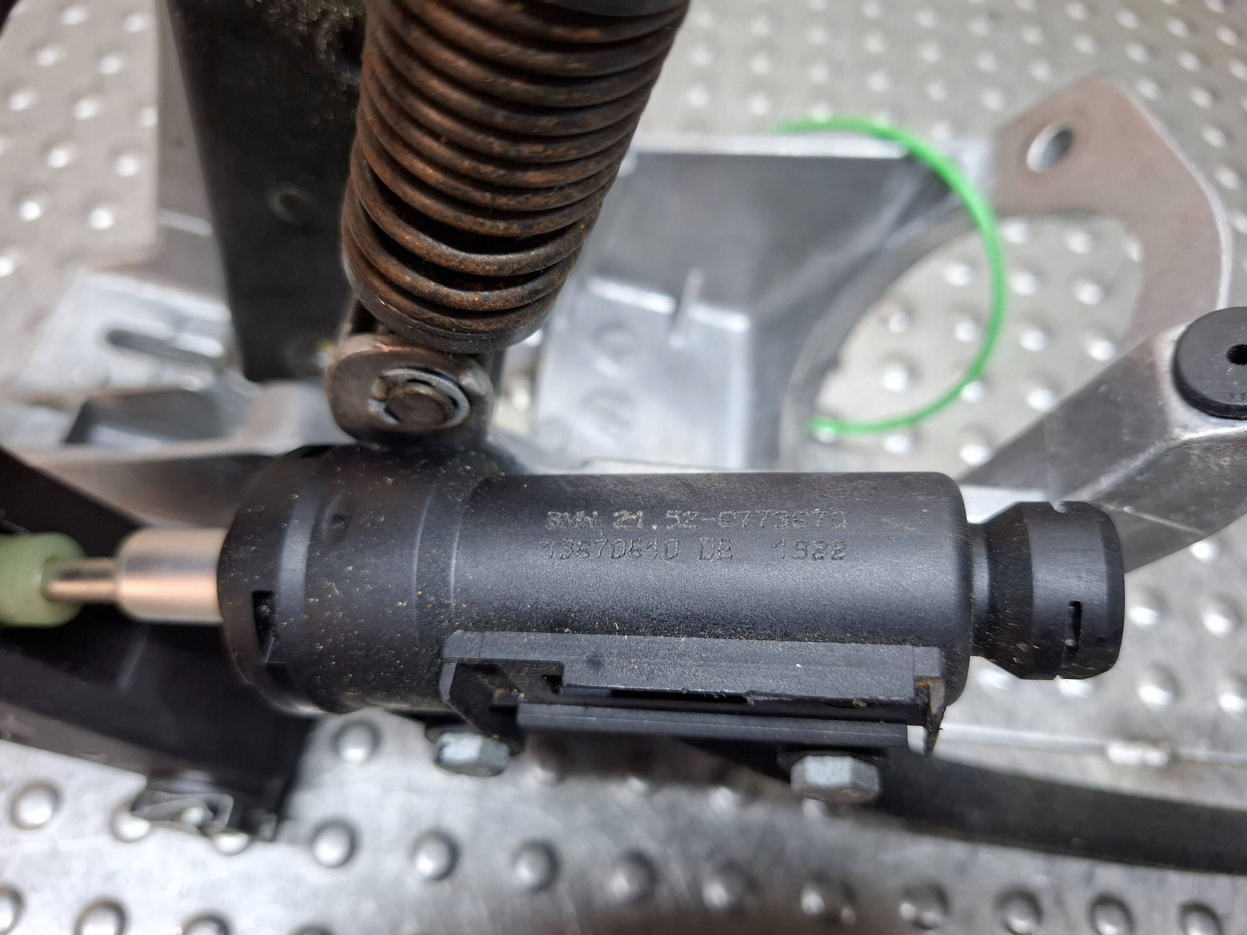 pedale kvačila kočnice 2283725 6761310 BMW E81 E82 E87 E88 E90 E91 E92 E93