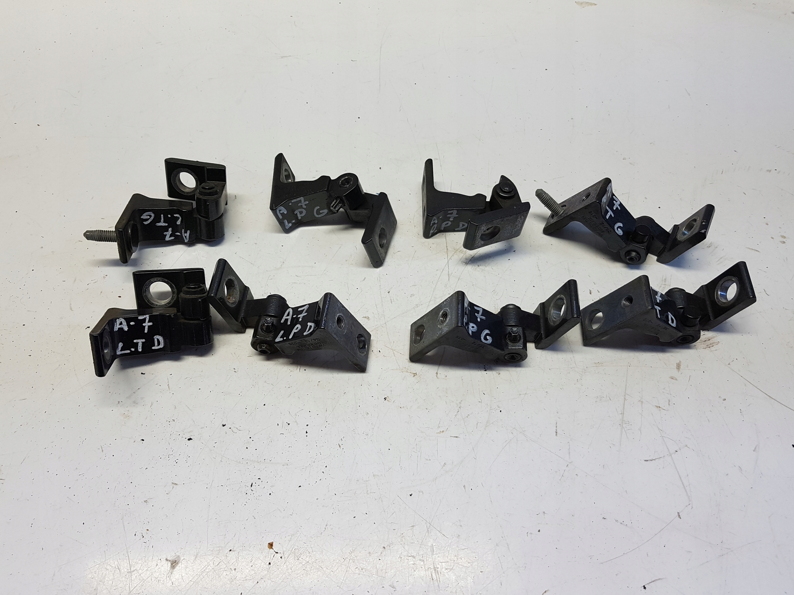AUDI A7 C7 hinge door right front gora dol